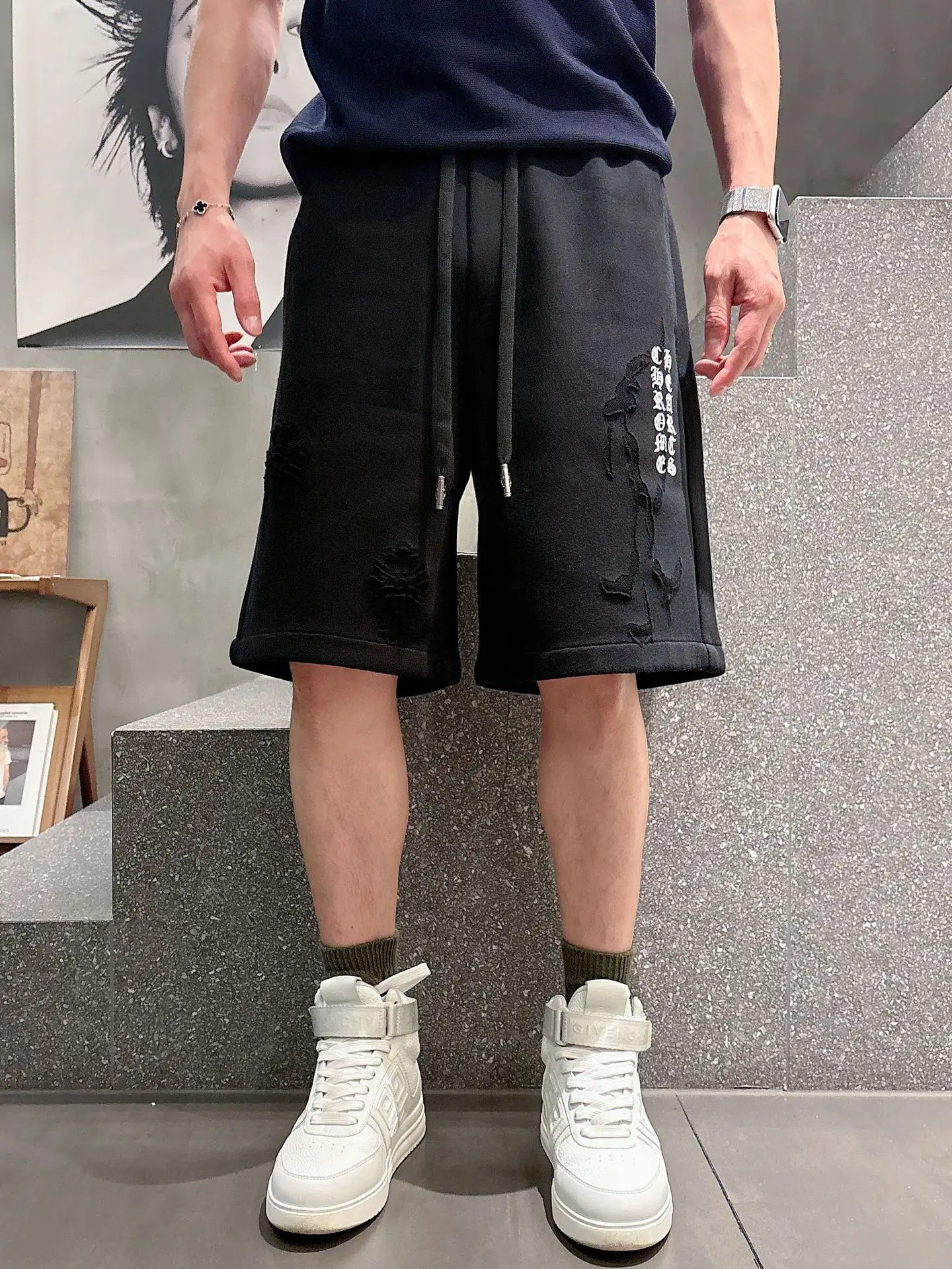 Logo-Embroidered Burnout Jersey Shorts D18011027