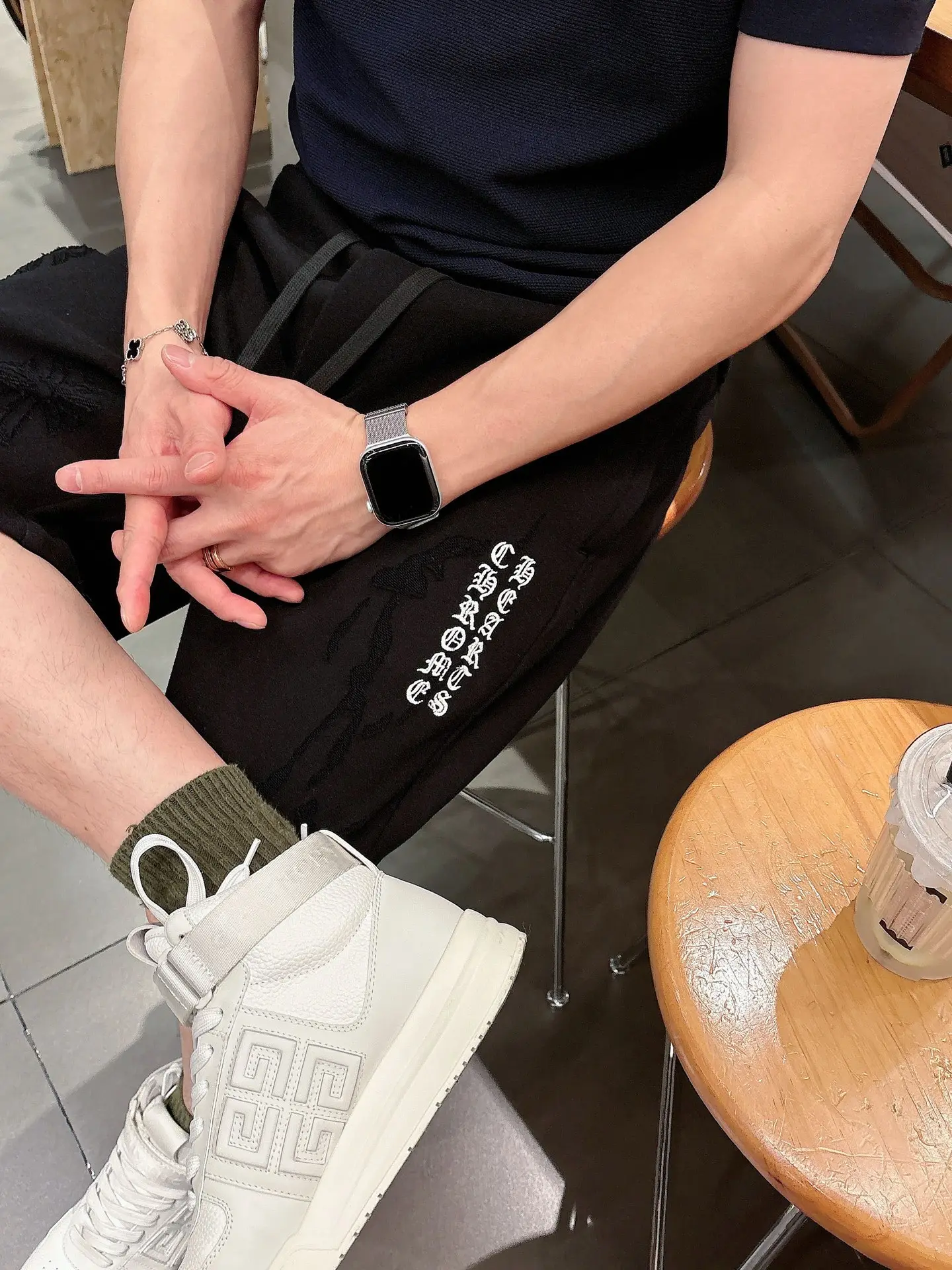 Logo-Embroidered Burnout Jersey Shorts D18011027 — view 7