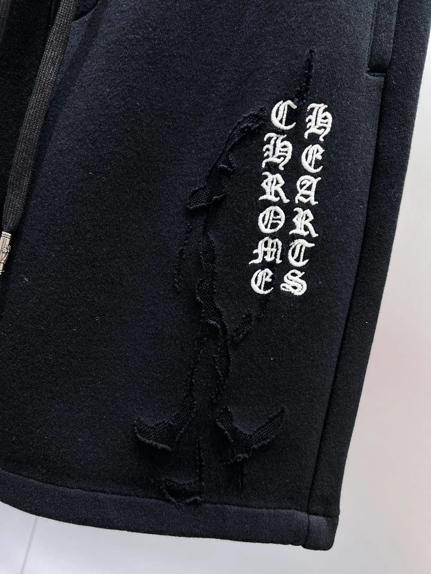 Embroidered Logo Cotton-Jersey Shorts D21011997 — view 6