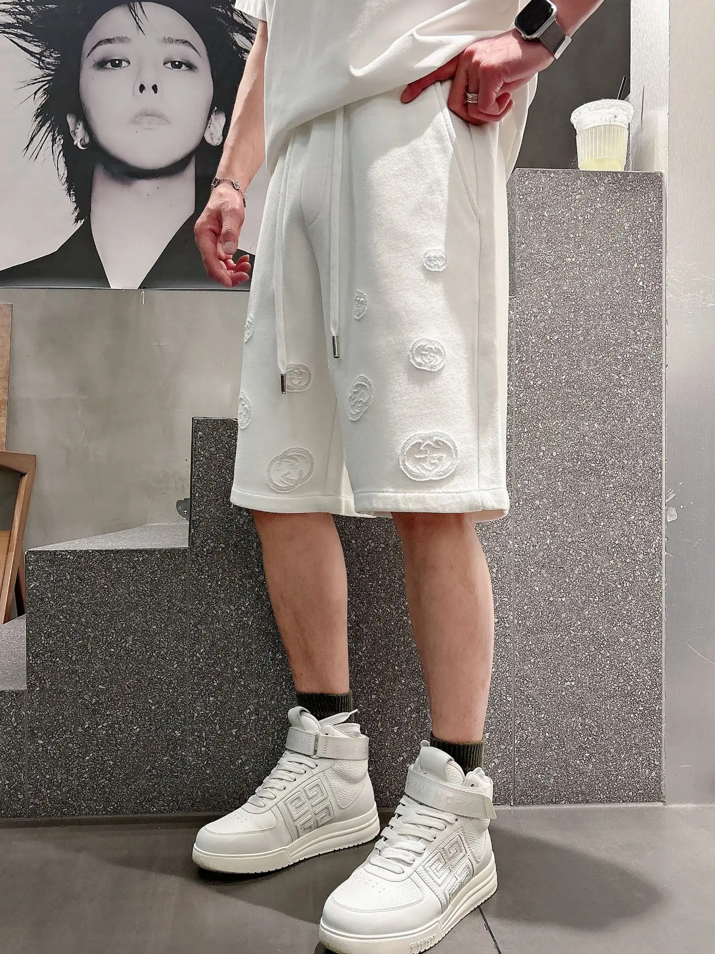 Interlocking G Laser-Cut Jersey Shorts D18011024 — view 2