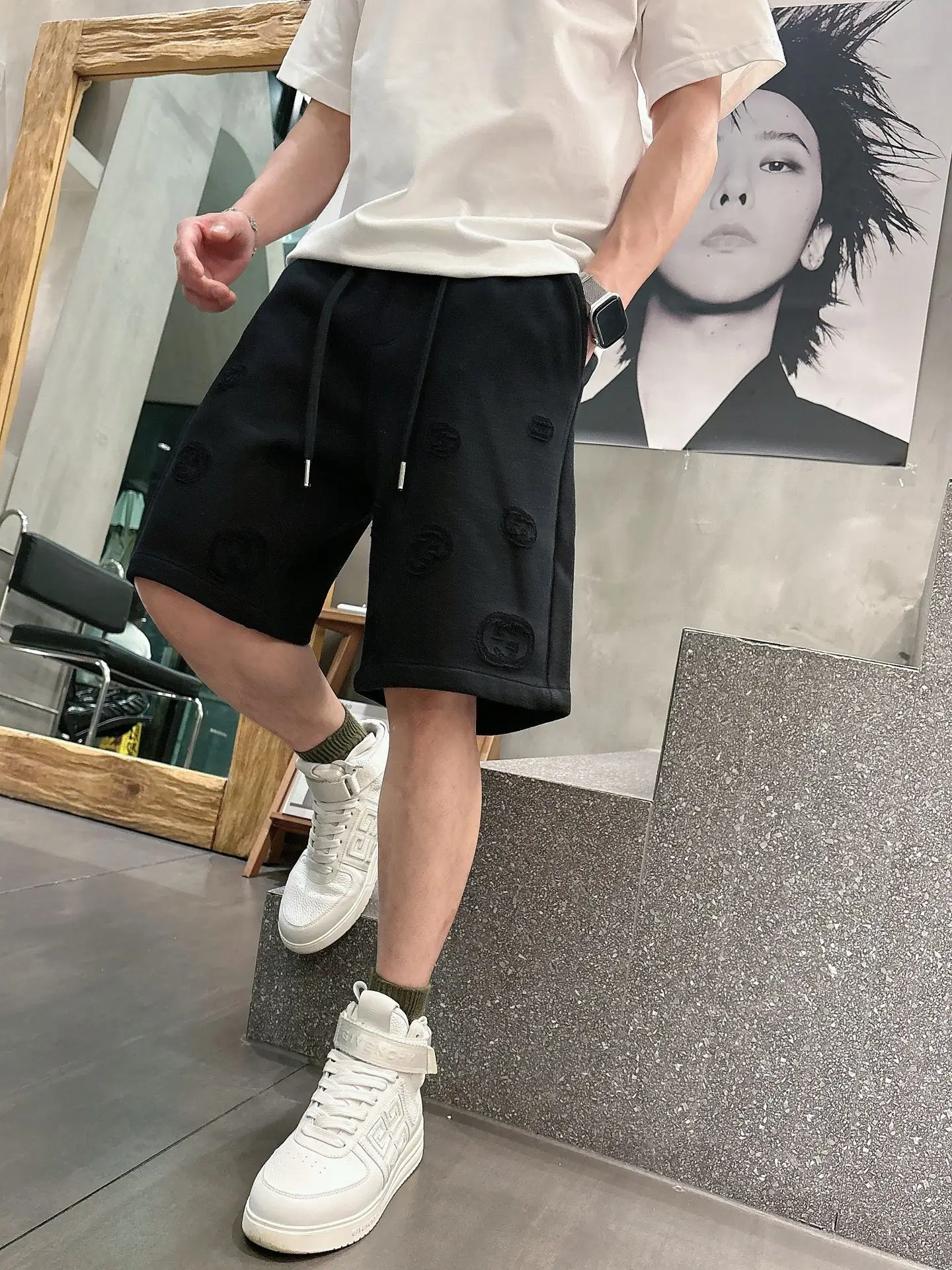 Laser-Cut Logo Cotton Jersey Shorts D18011025 — view 6