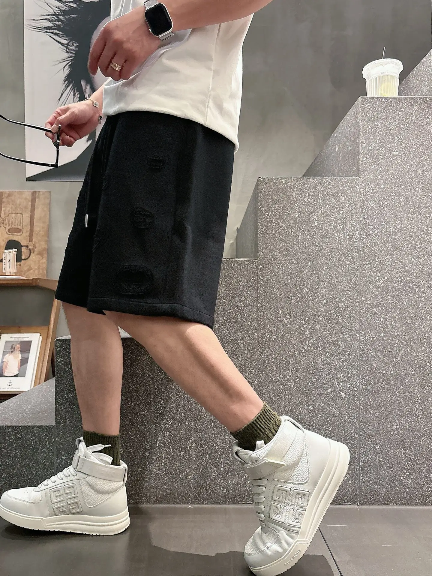 Laser-Cut Logo Cotton Jersey Shorts D18011025 — view 9