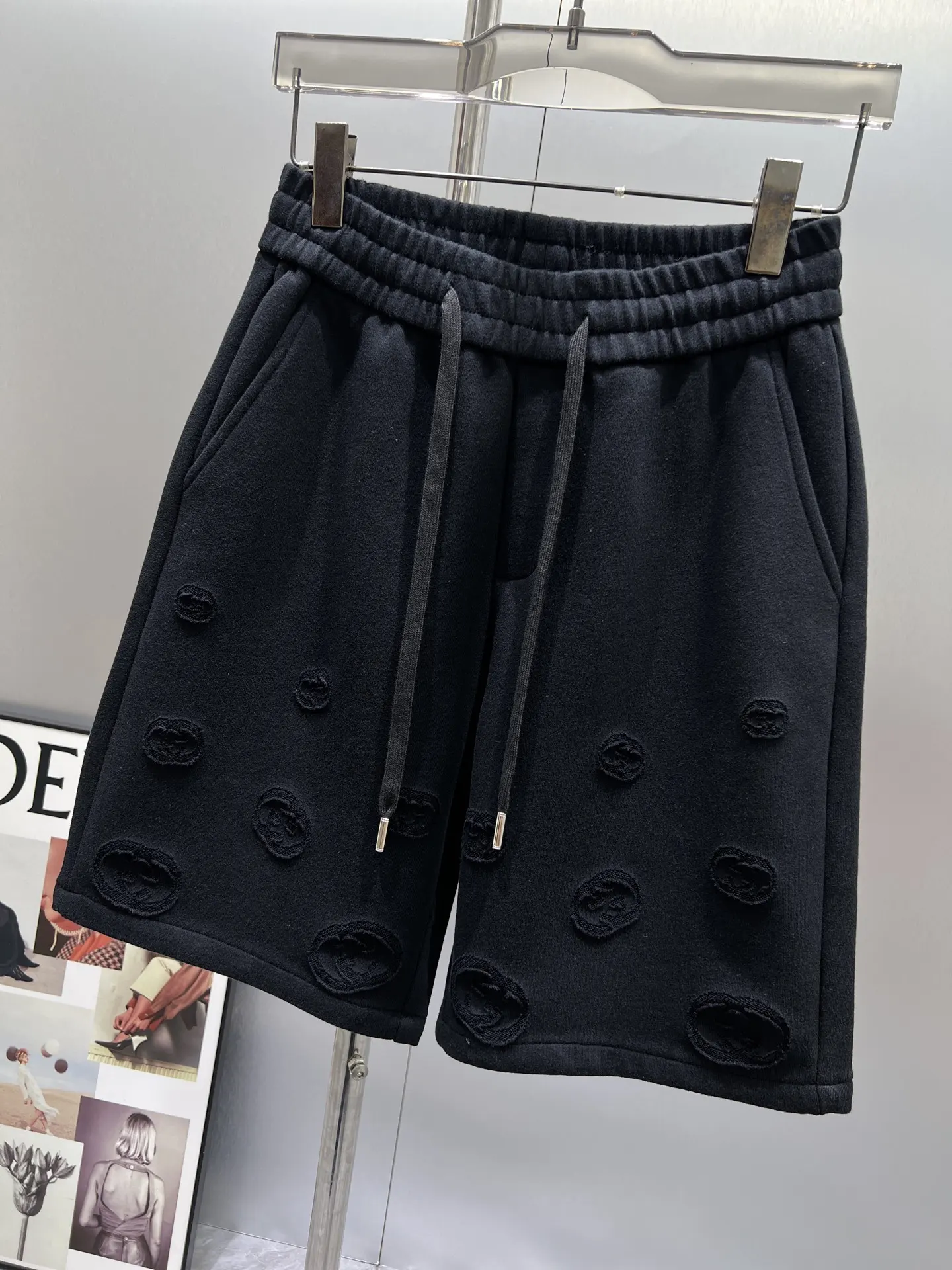 Laser-Cut Logo Drawstring Shorts D21011995 — view 3