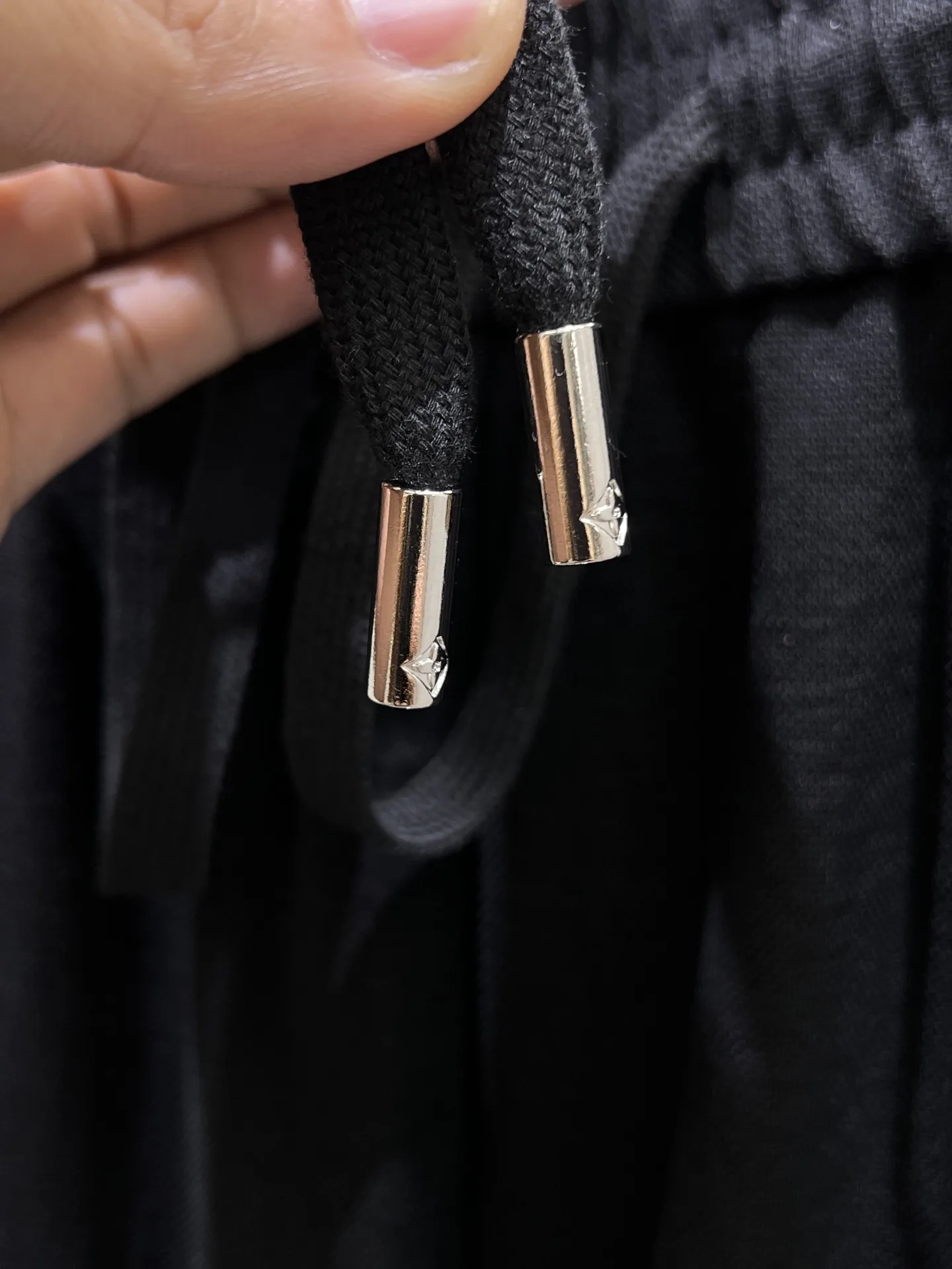 Embroidered Logo Drawstring Sweatpants D20511012 — view 4