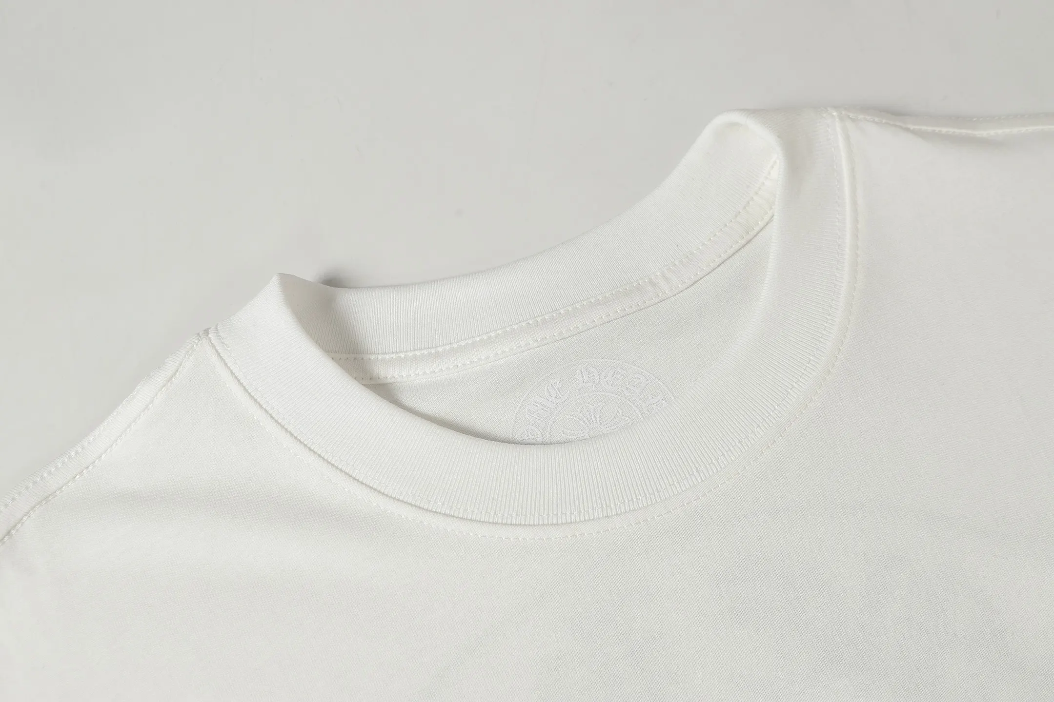 Horseshoe Logo Pocket T-Shirt D9013621 — view 4