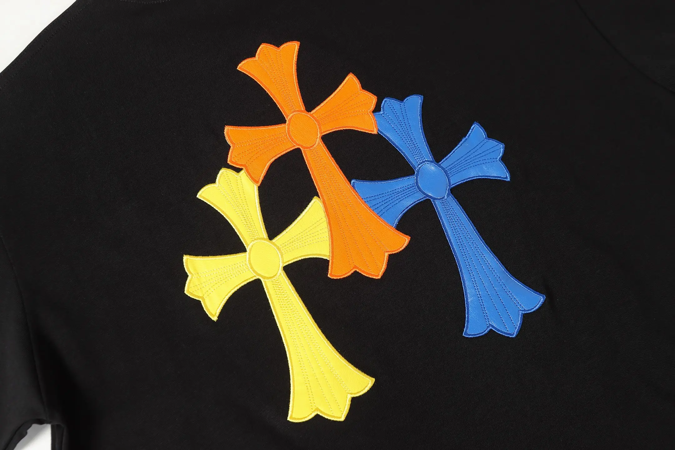 Multi-Color Cross Patch Cotton T-Shirt D10513544 — view 10