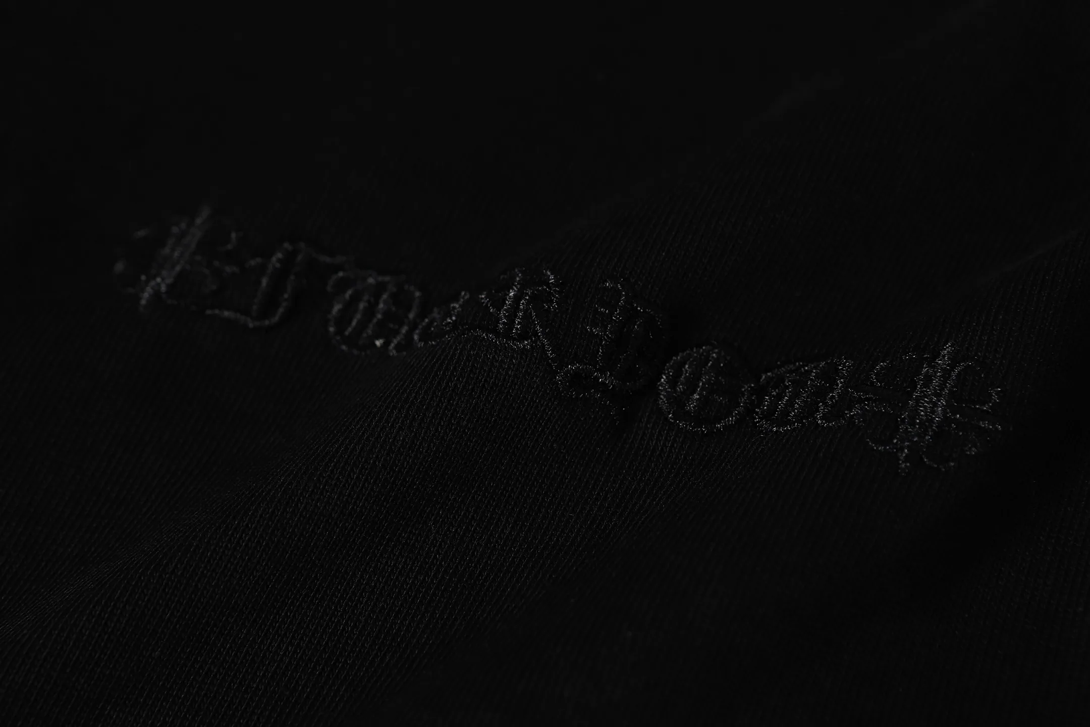 Cross Patch Embroidered Heavyweight T-Shirt D10513540 — view 7