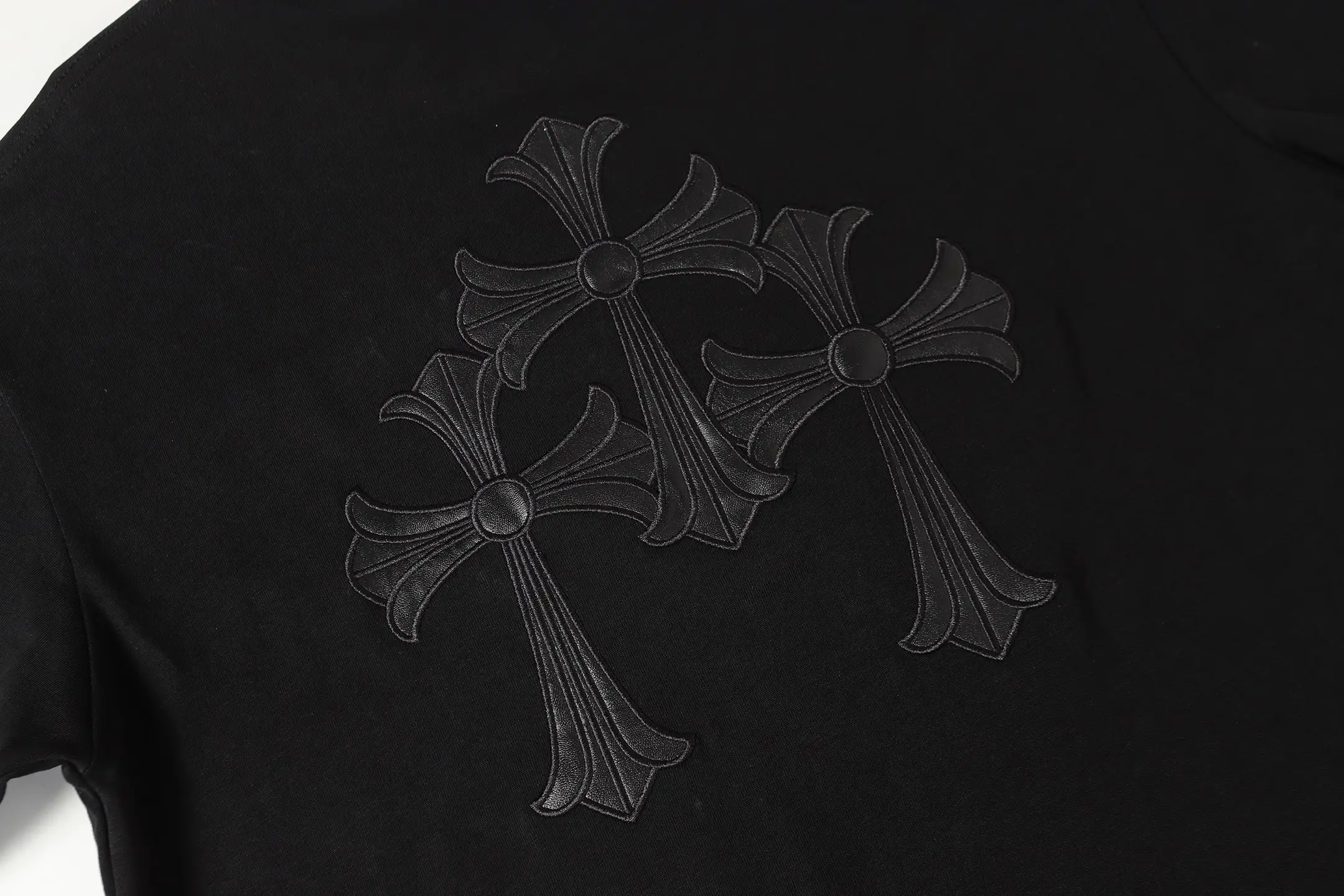 Cross Patch Embroidered Heavyweight T-Shirt D10513540 — view 9