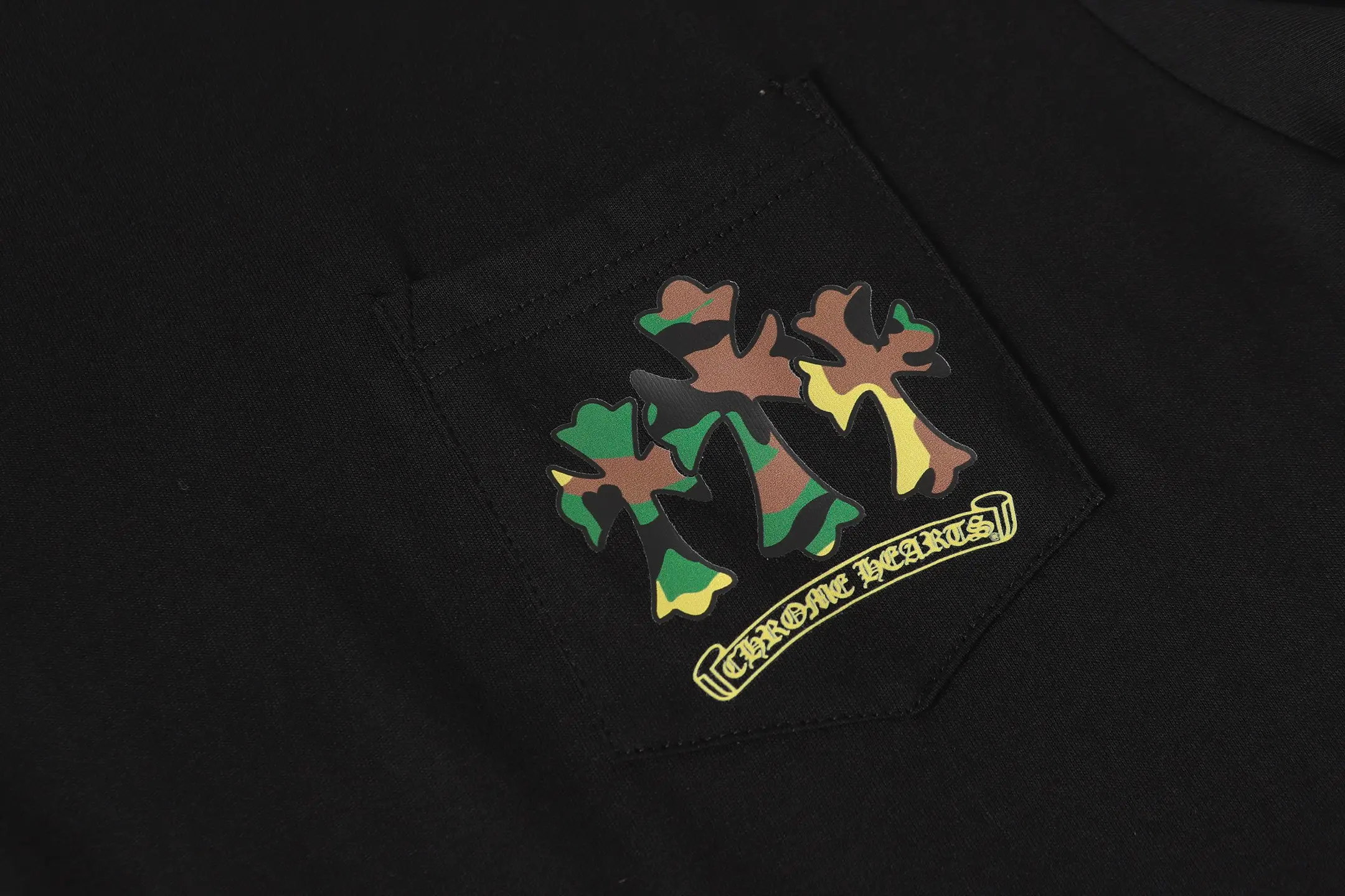 Camo Horseshoe Logo Pocket T-Shirt D10013532 — view 6