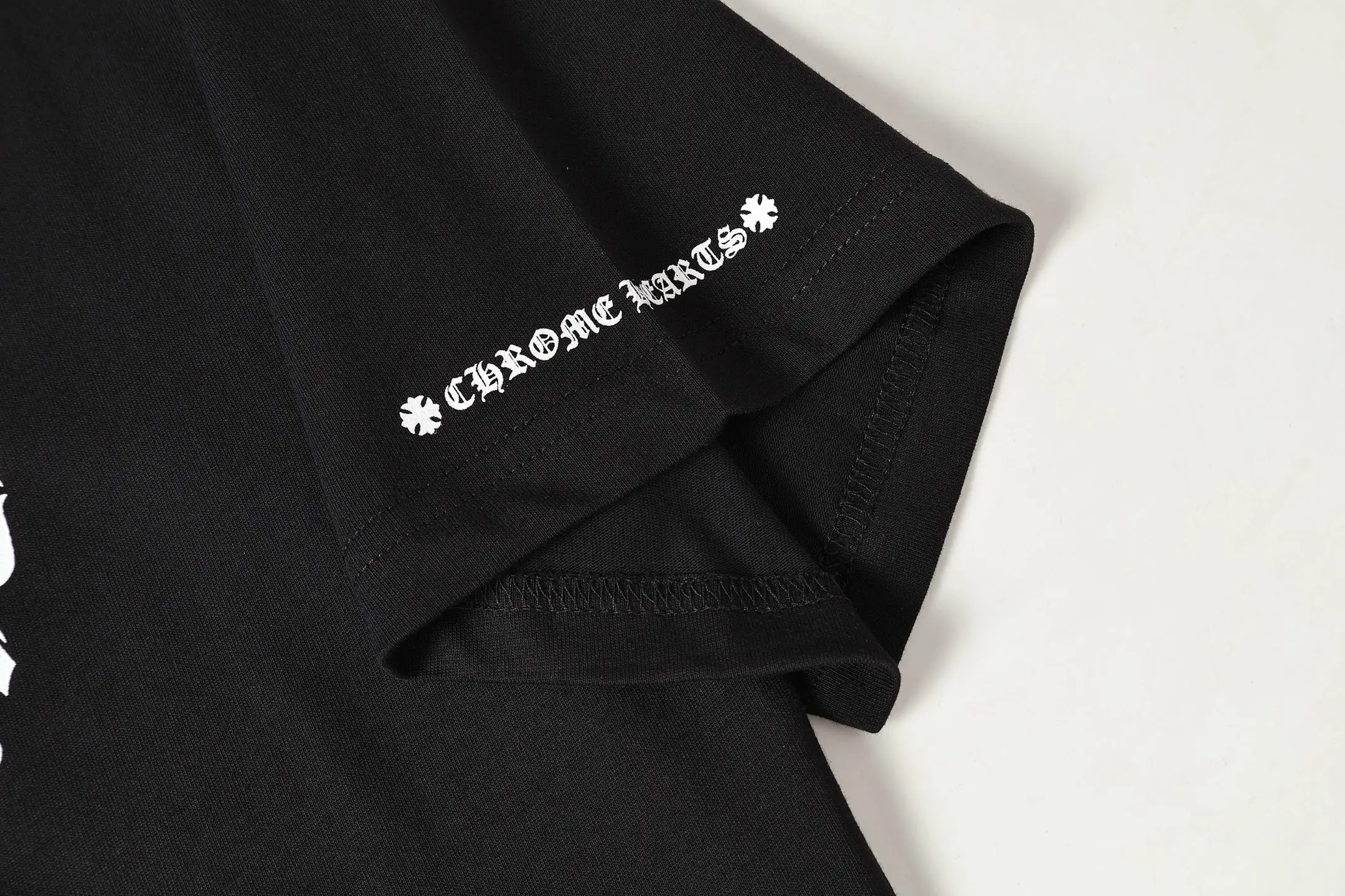 Cross Logo Graphic Pocket T-Shirt D9513556 — view 8