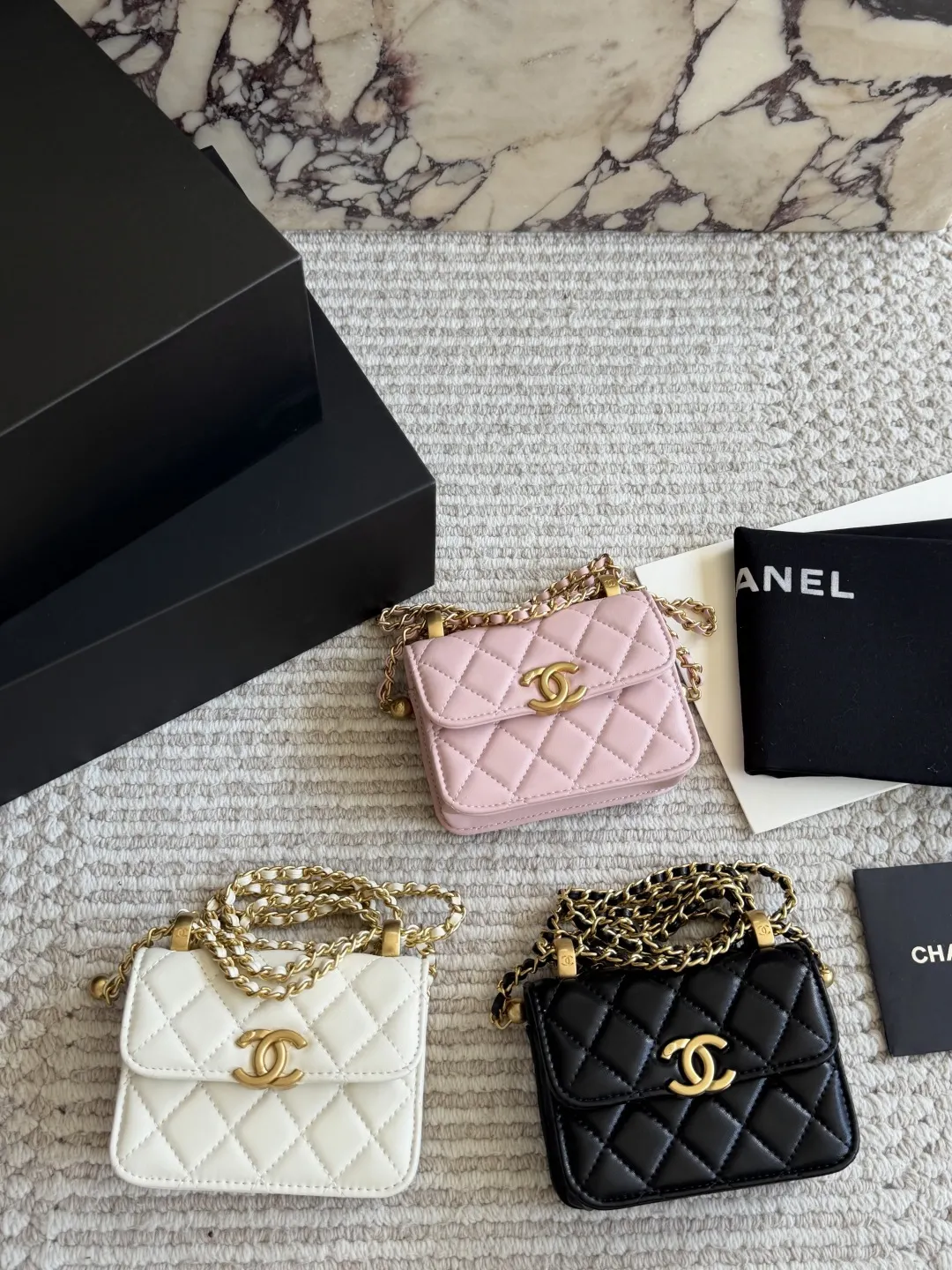 Mini Quilted Flap Bag with Chain D25518088