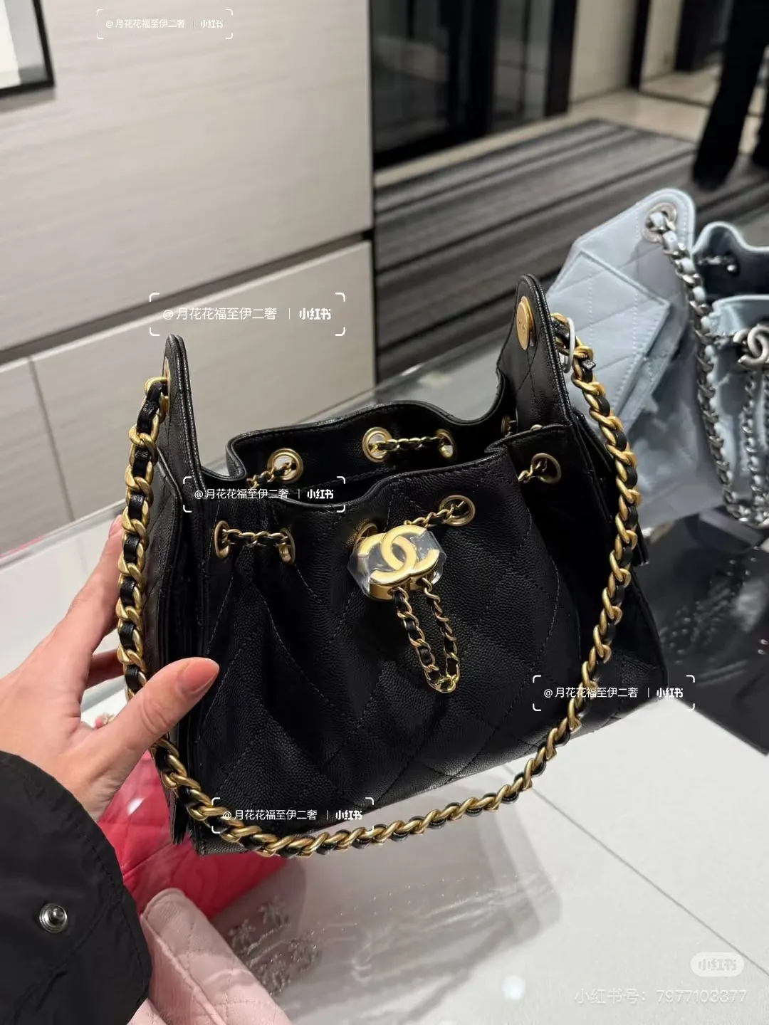 Chanel 25C Hobo Bucket Bag D41017821 — view 6