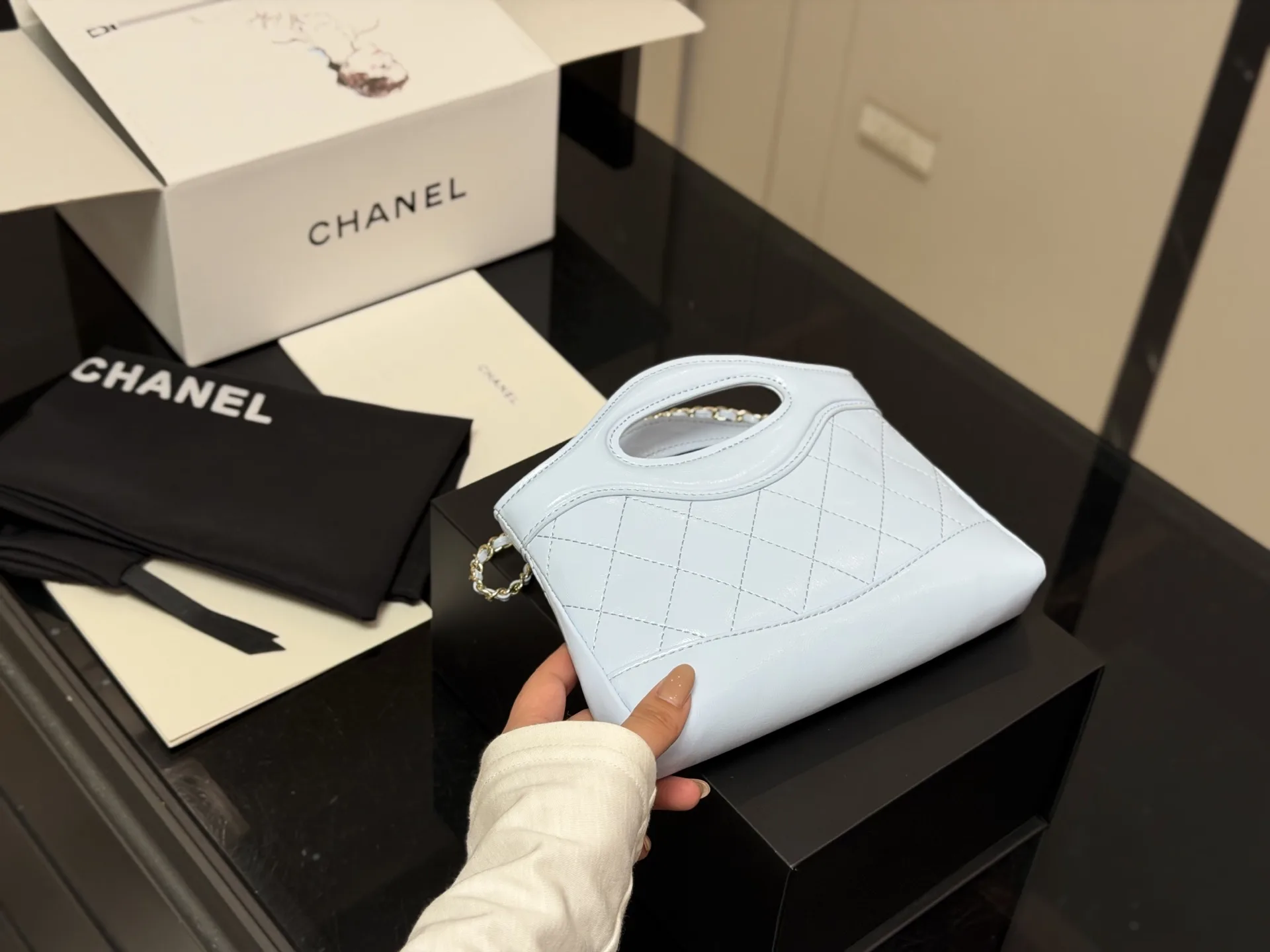 Chanel 31 Mini Top-Handle Bag D26018373 — view 7