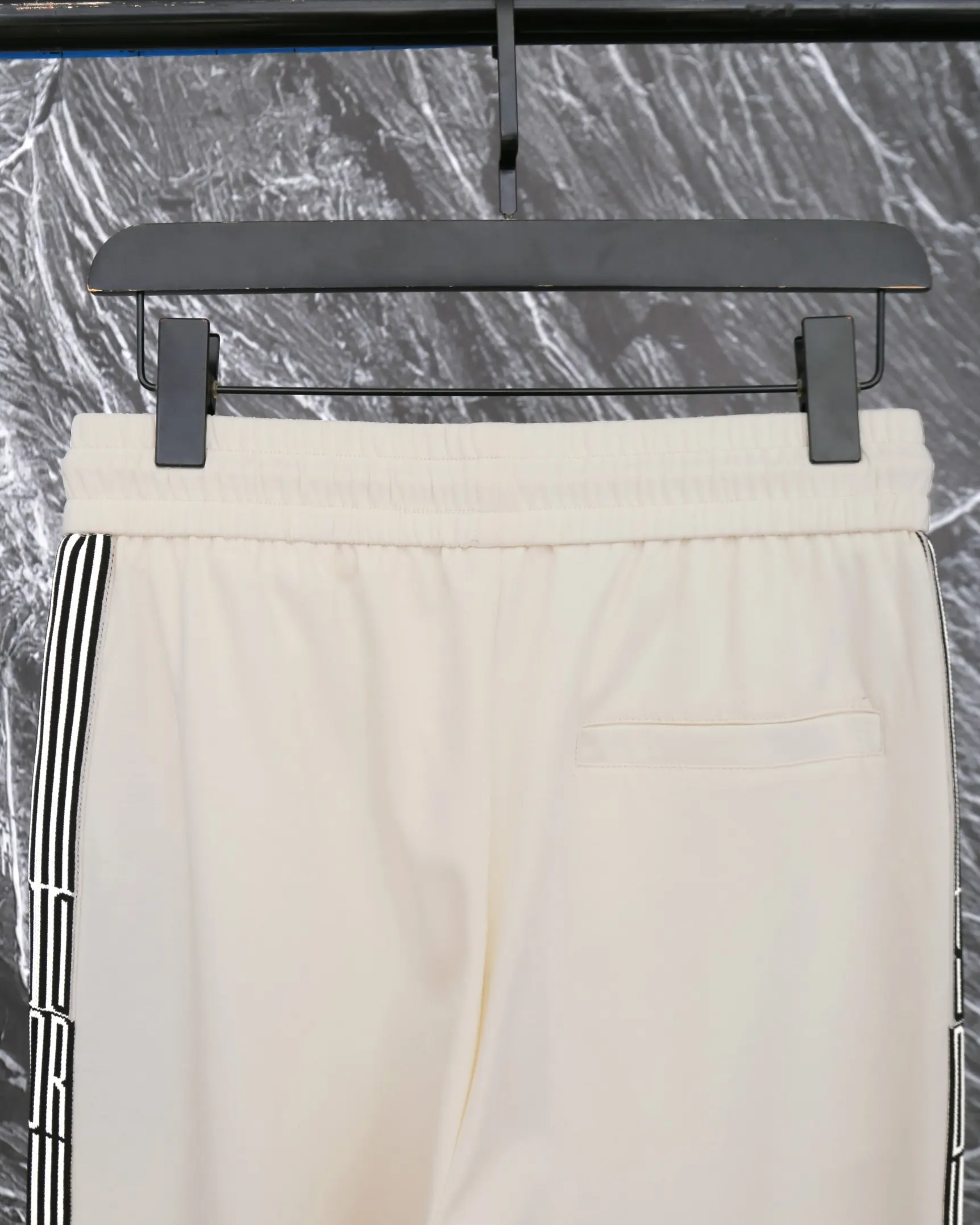 Logo-Embroidered Taped Sweatpants D19512925 — view 4