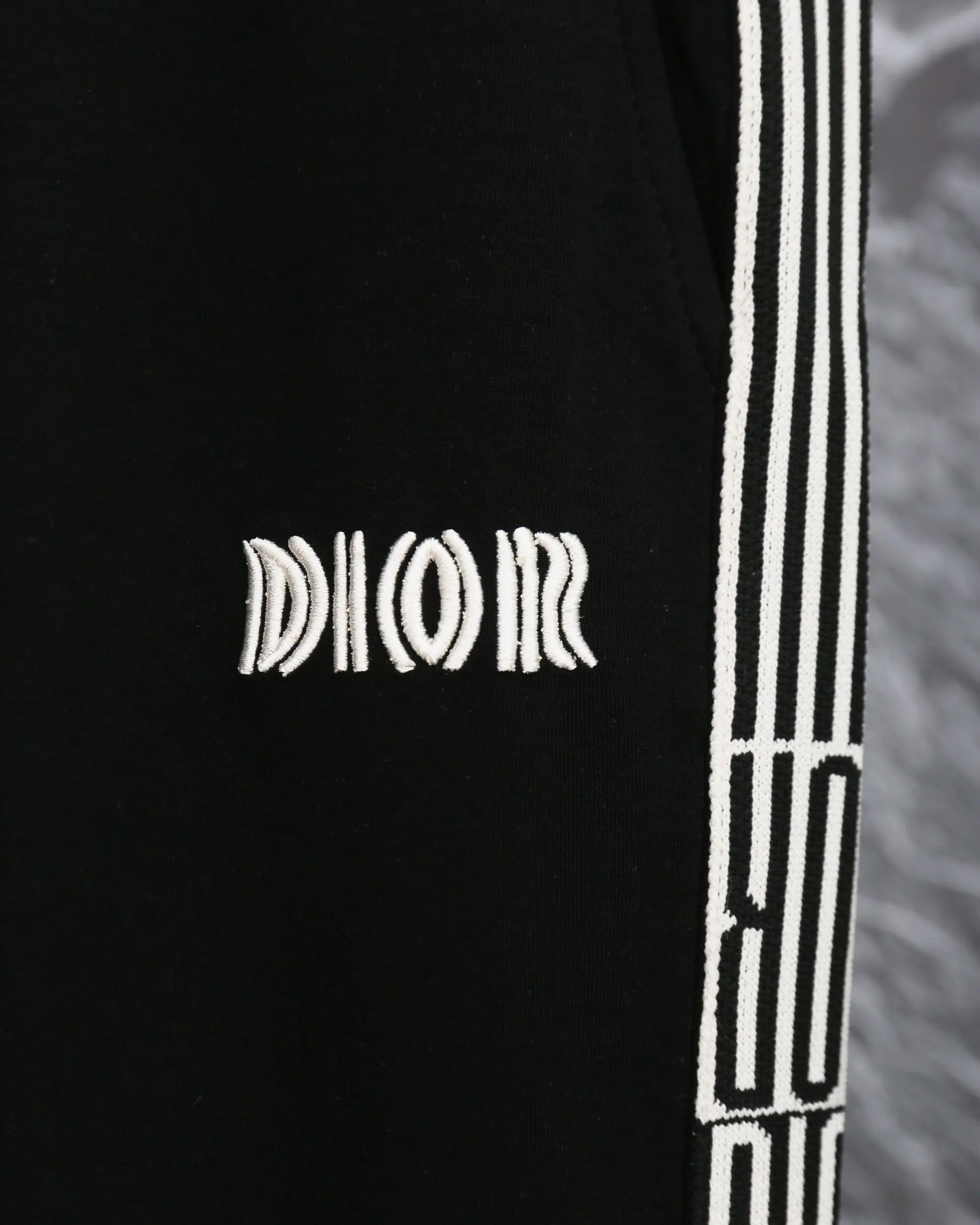 Logo-Embroidered Taped Sweatpants D19512924 — view 6