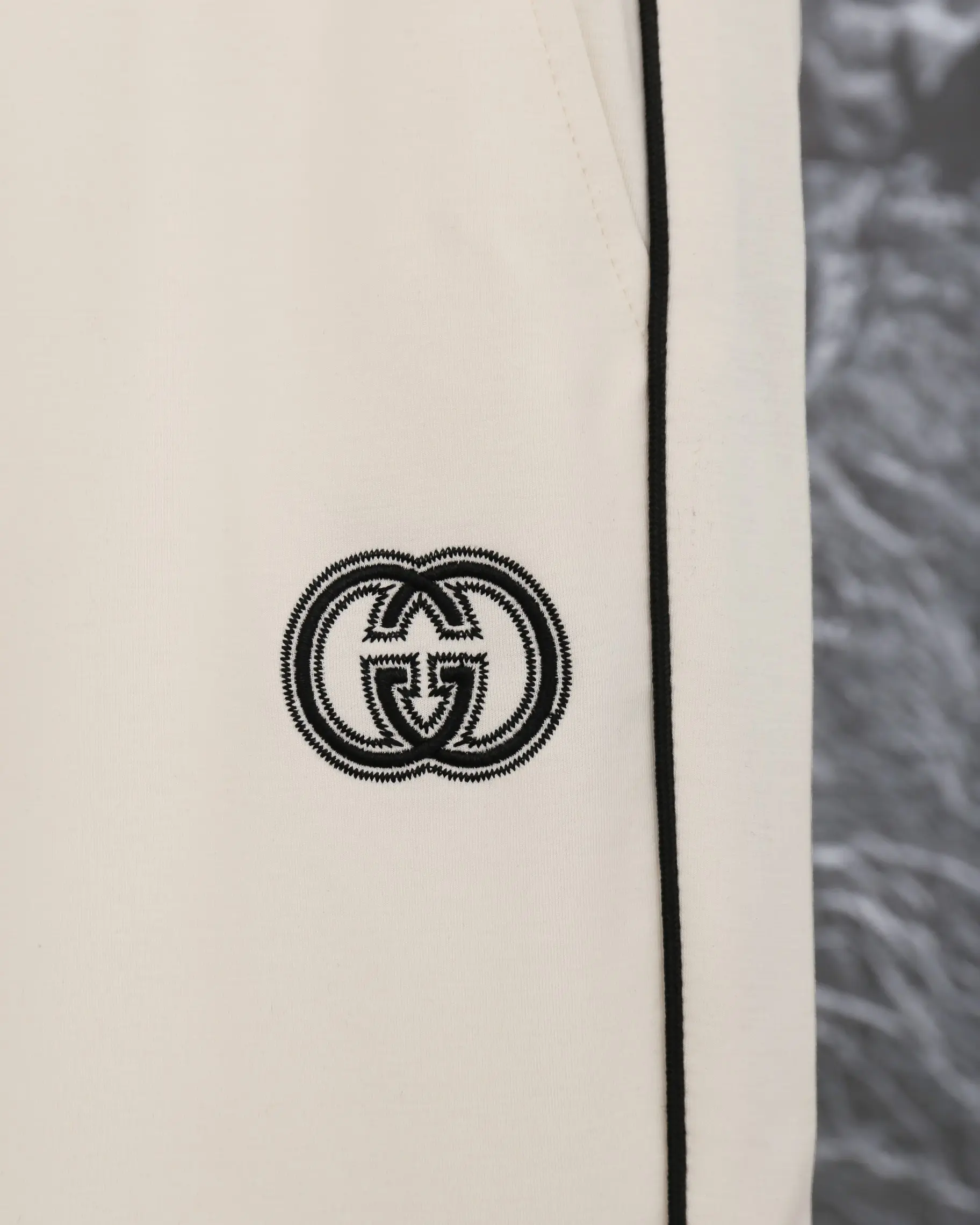 Logo-Embroidered Webbing Trim Sweatpants D20012918 — view 6