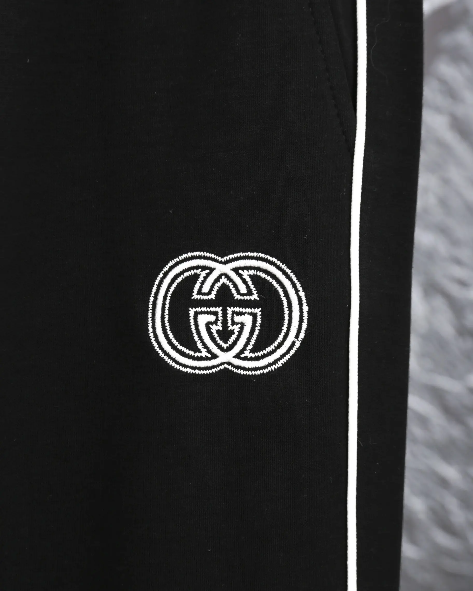 Logo-Embroidered Taped Track Pants D20012919 — view 5