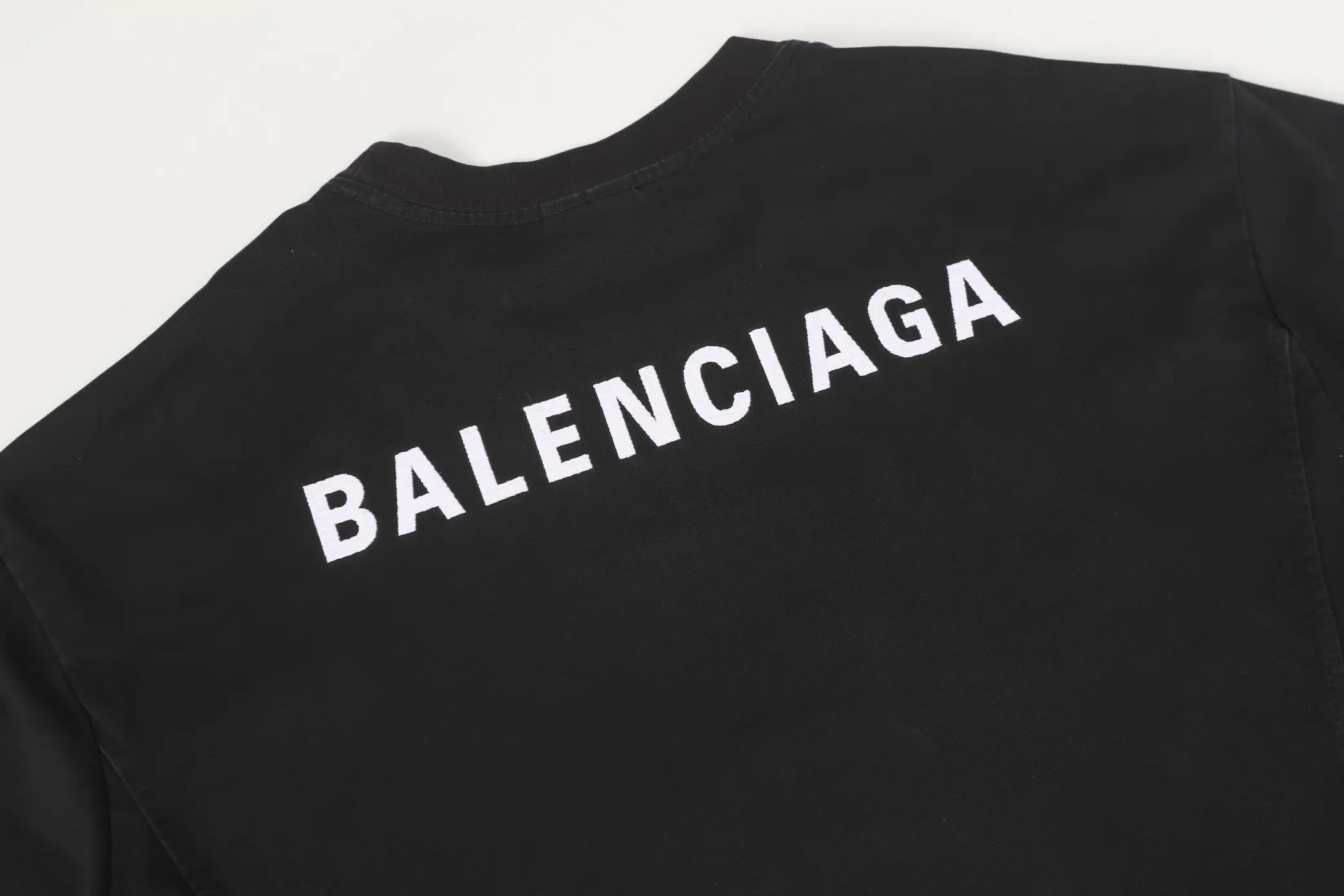 Logo Embroidery Distressed Oversized T-Shirt D18018683 — view 6