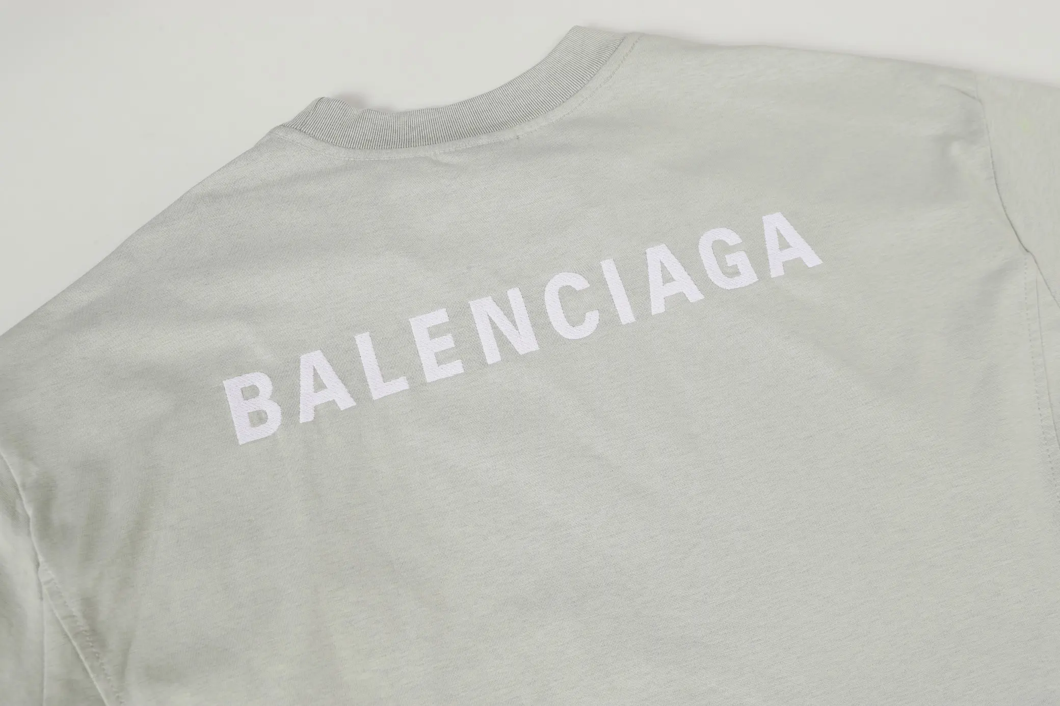 Logo Embroidery Distressed Oversized T-Shirt D18018683 — view 22