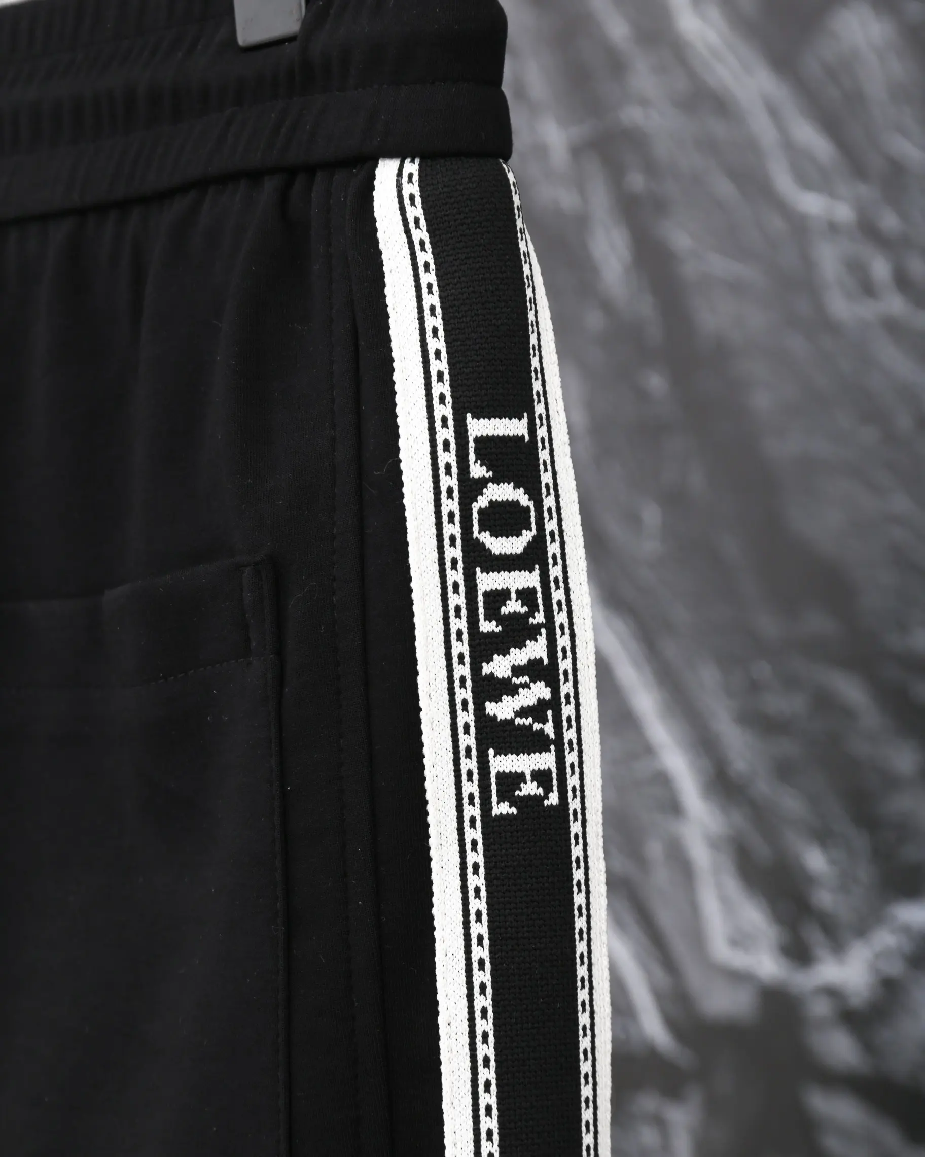 Logo-Embroidered Side-Stripe Sweatpants D20012917 — view 7