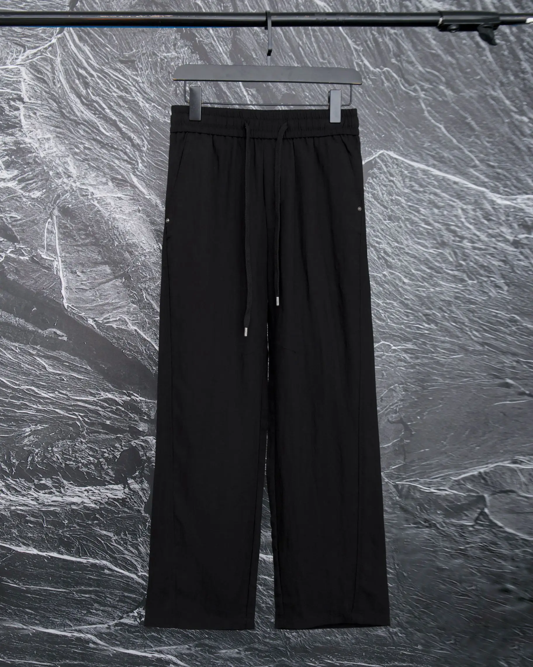 Embroidered Logo Linen-Blend Drawstring Trousers D20512923