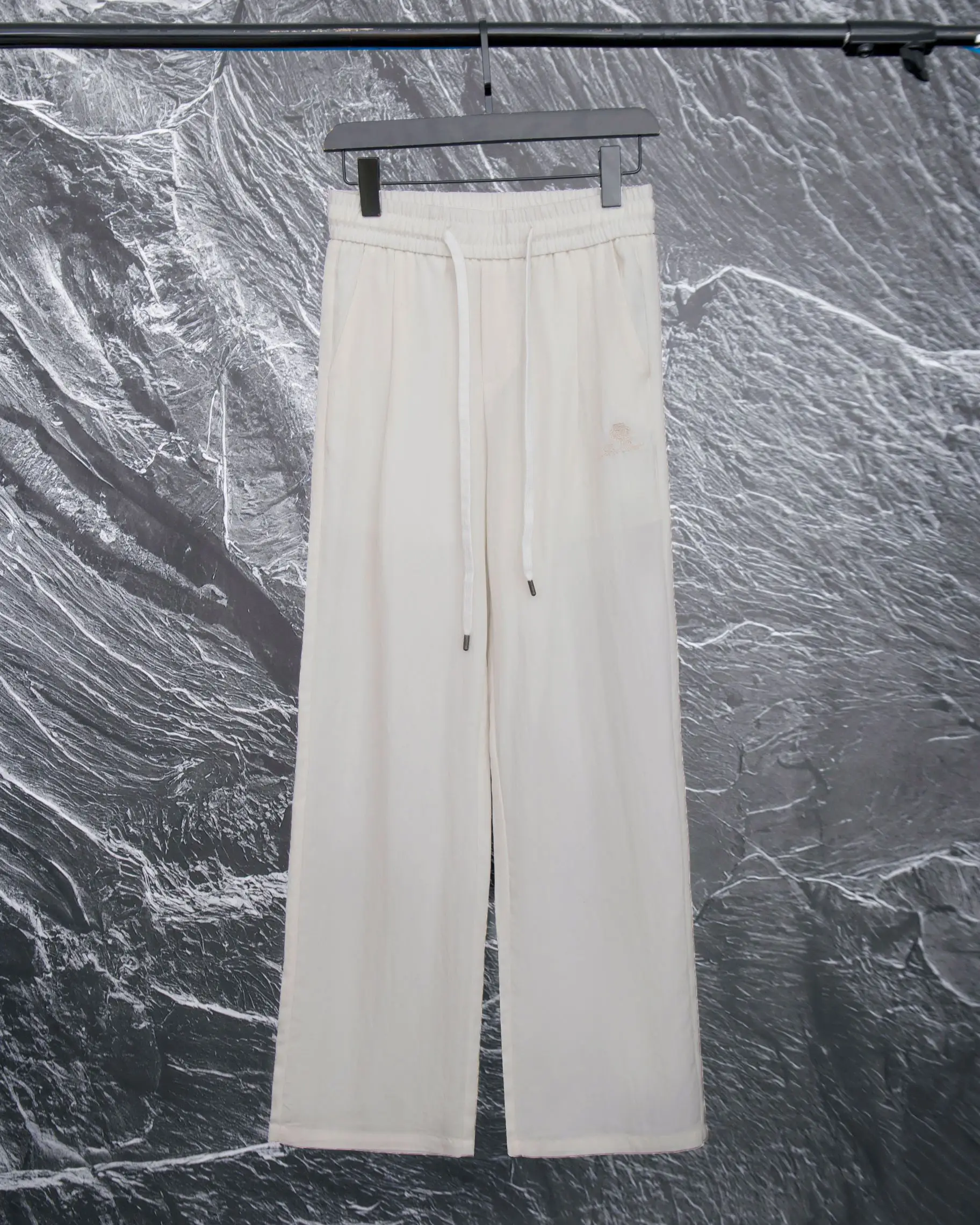 Embroidered Logo Cotton-Linen Trousers D20512921