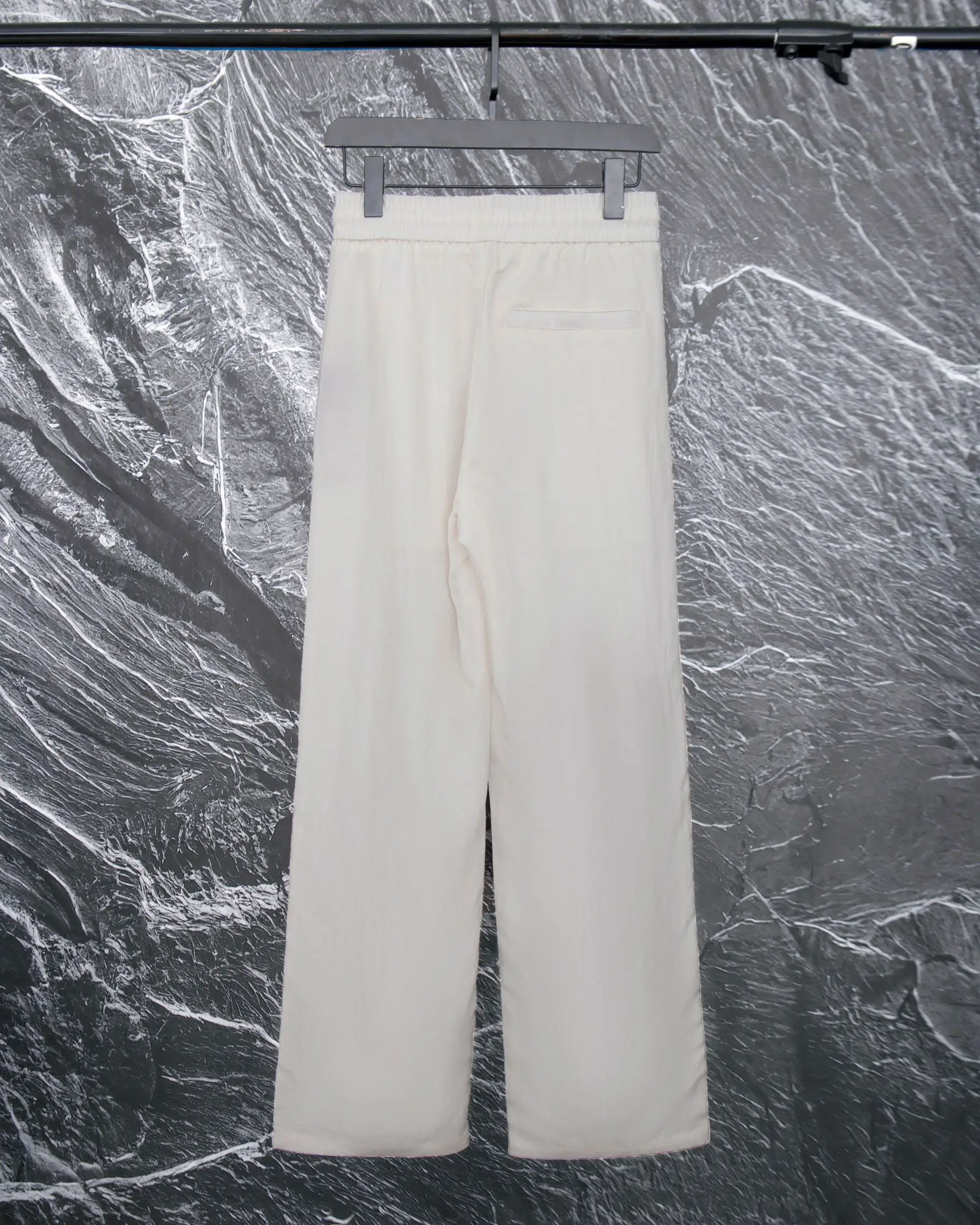 Embroidered Logo Cotton-Linen Trousers D20512921 — view 2