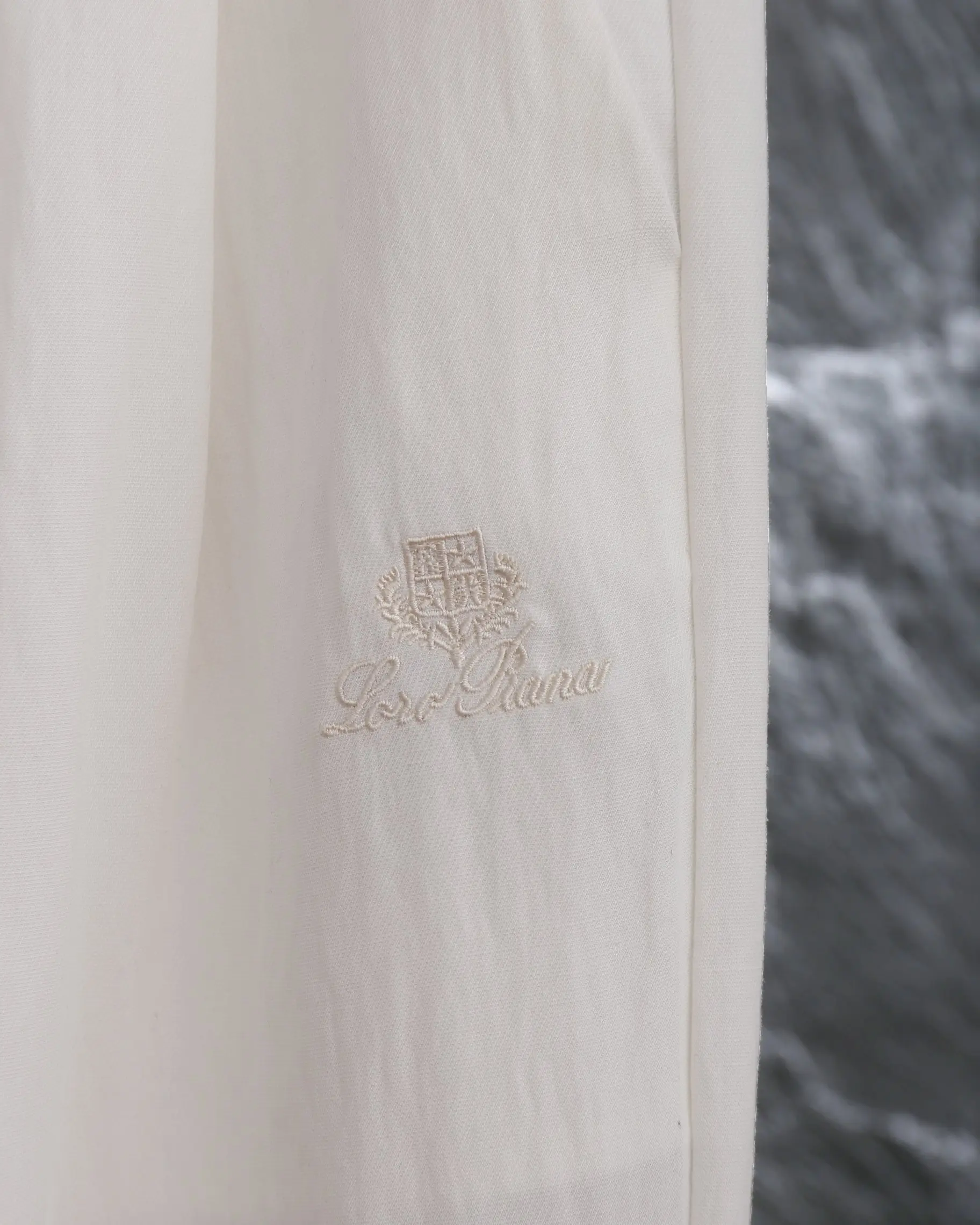 Embroidered Logo Cotton-Linen Trousers D20512921 — view 8