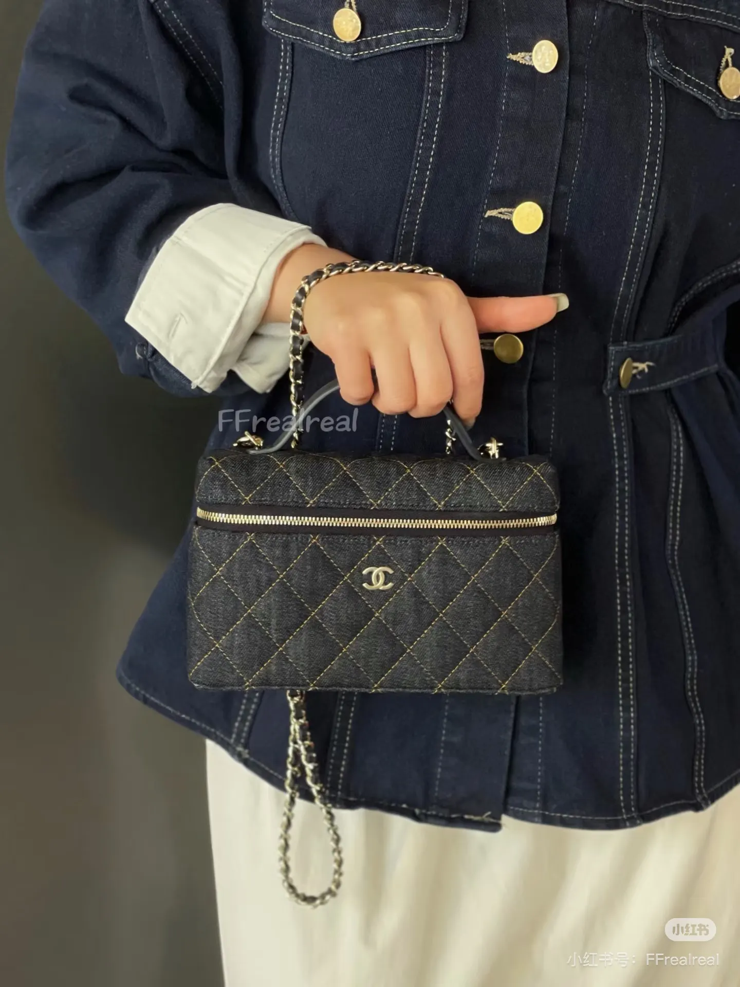 Chanel Quilted Denim Vanity Case Bag D34017920 — view 3