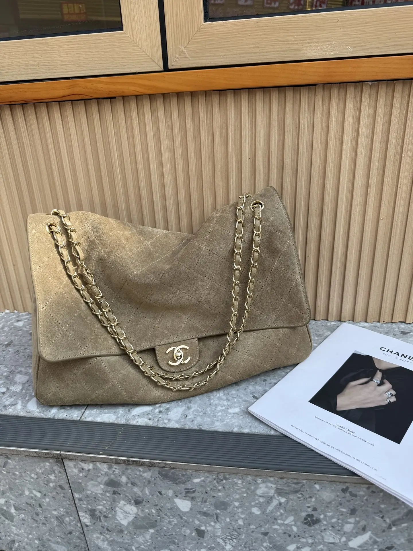 Maxi CF Suede Shoulder Bag D54017751