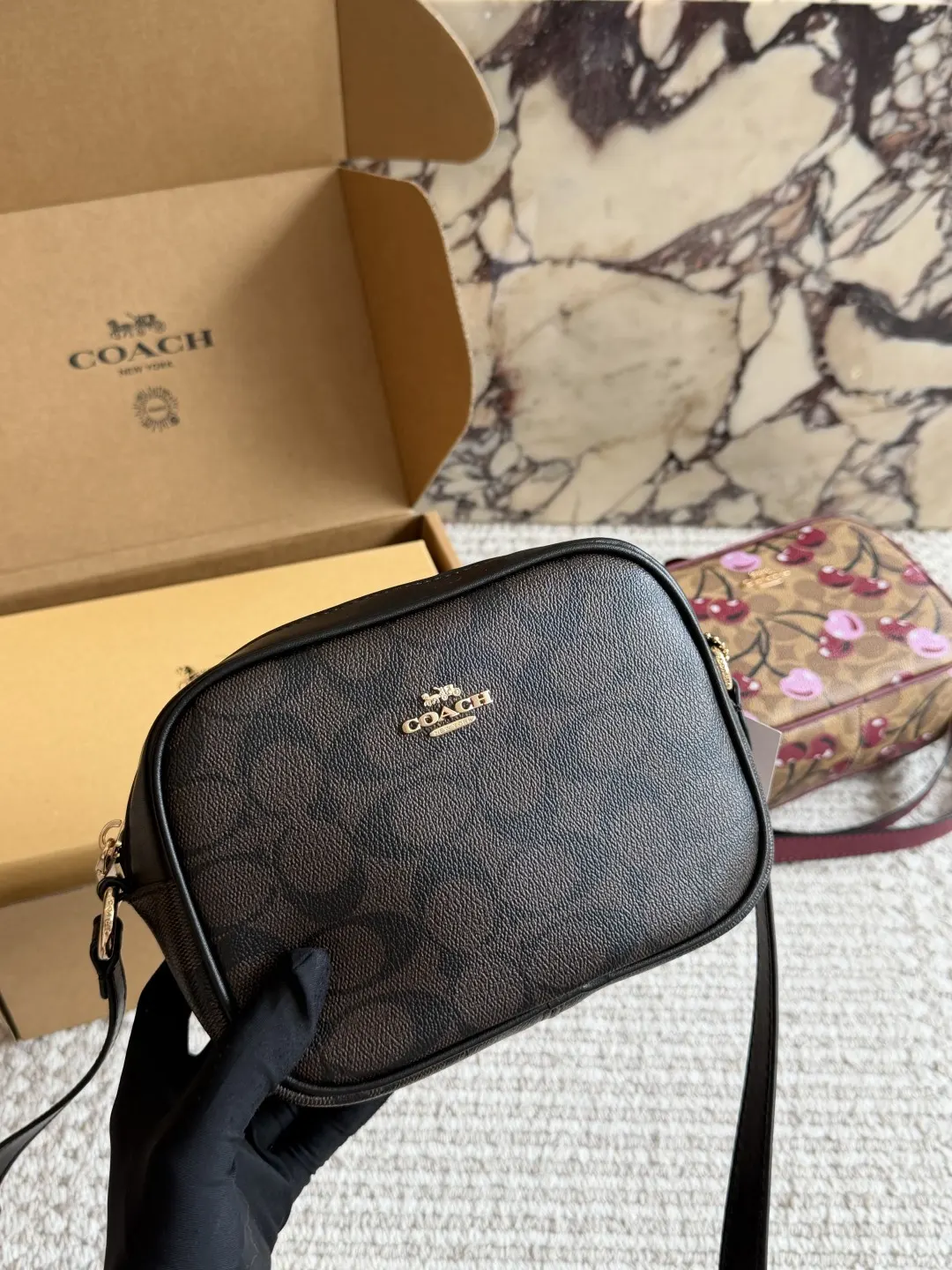 Signature Coated Canvas Camera Bag D27518463 — view 5
