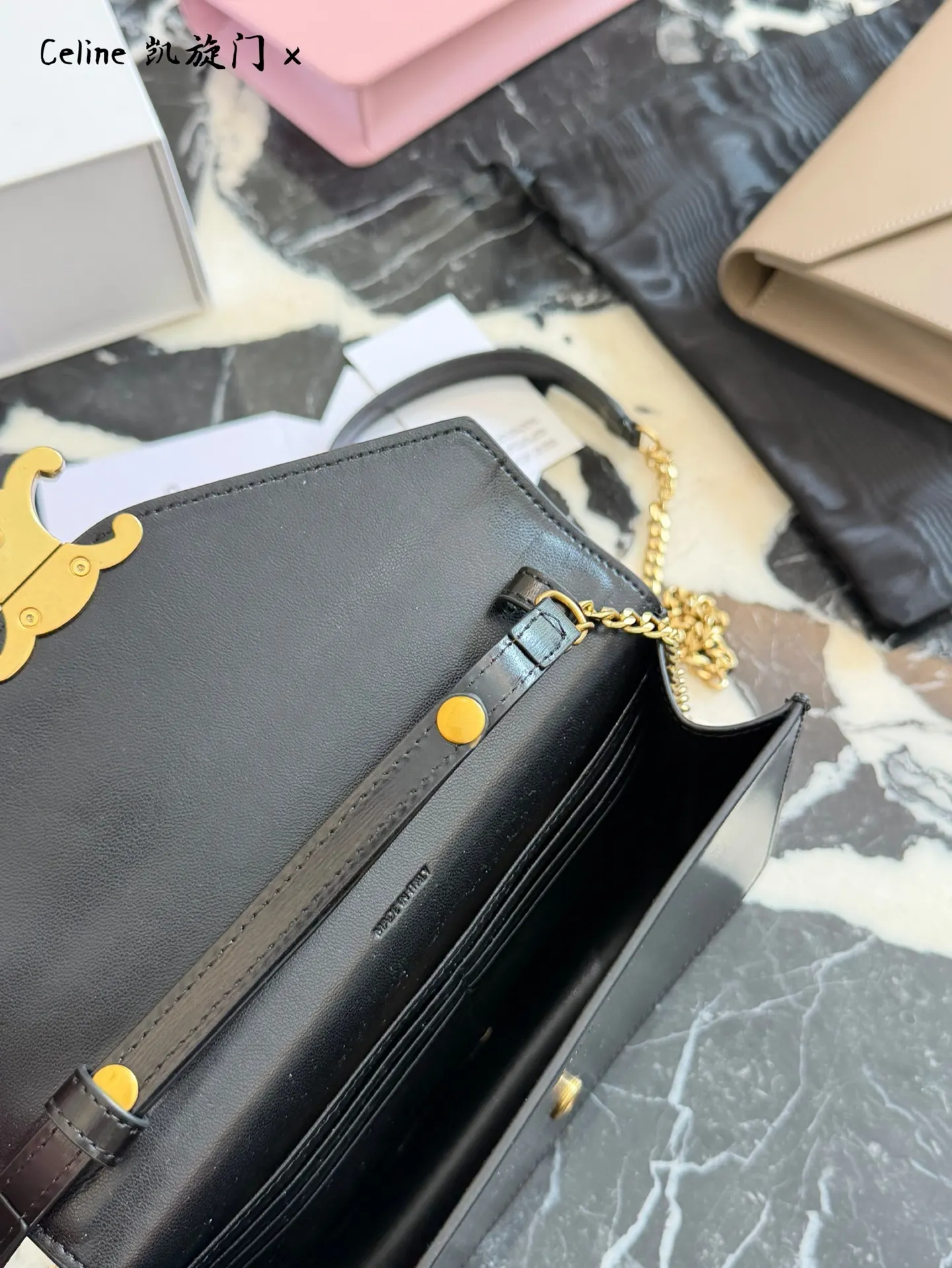 Triomphe Envelope Chain Bag D28018498 — view 9