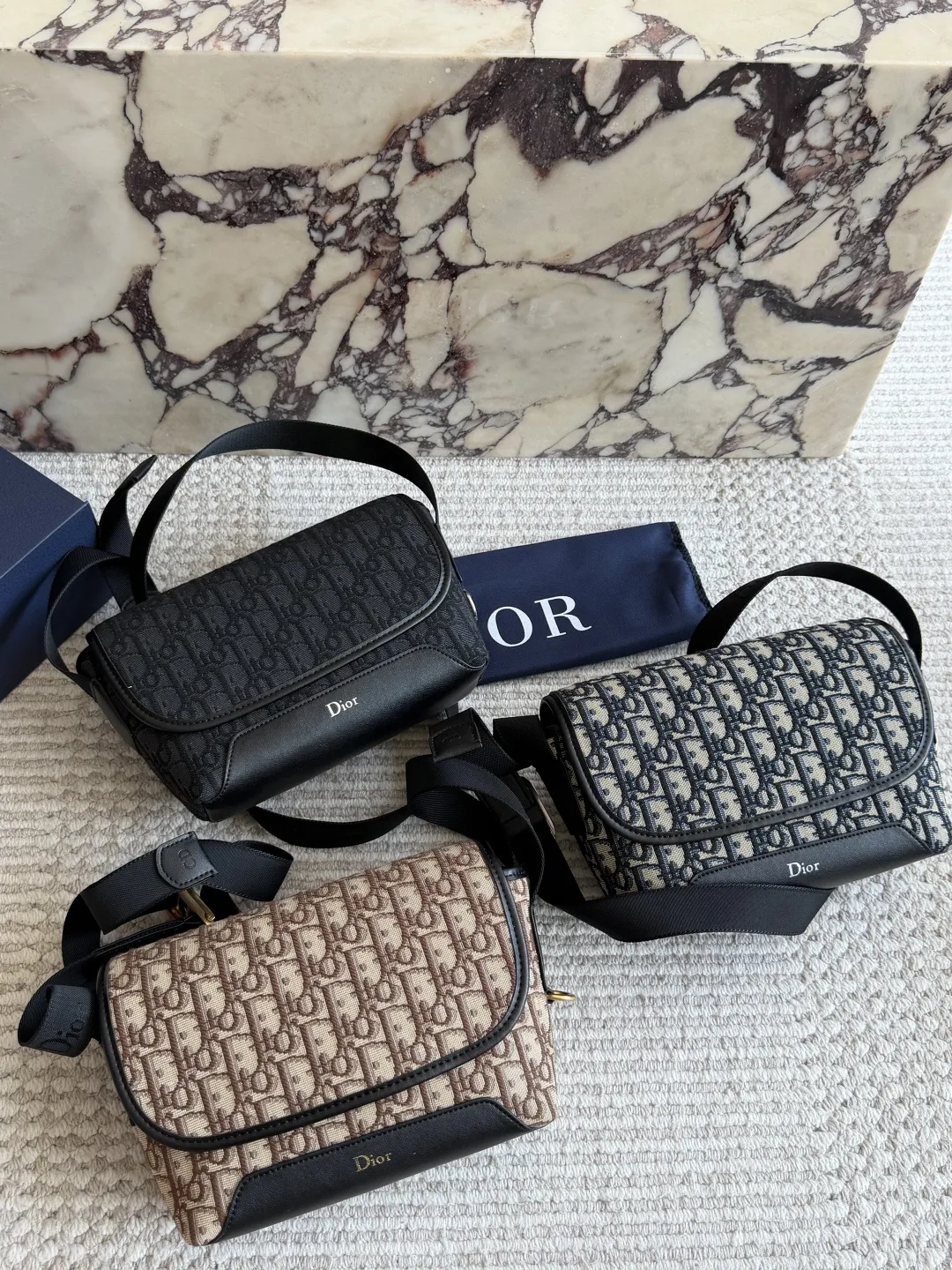 Dior Jett Oblique Messenger Bag D30017987 — view 4