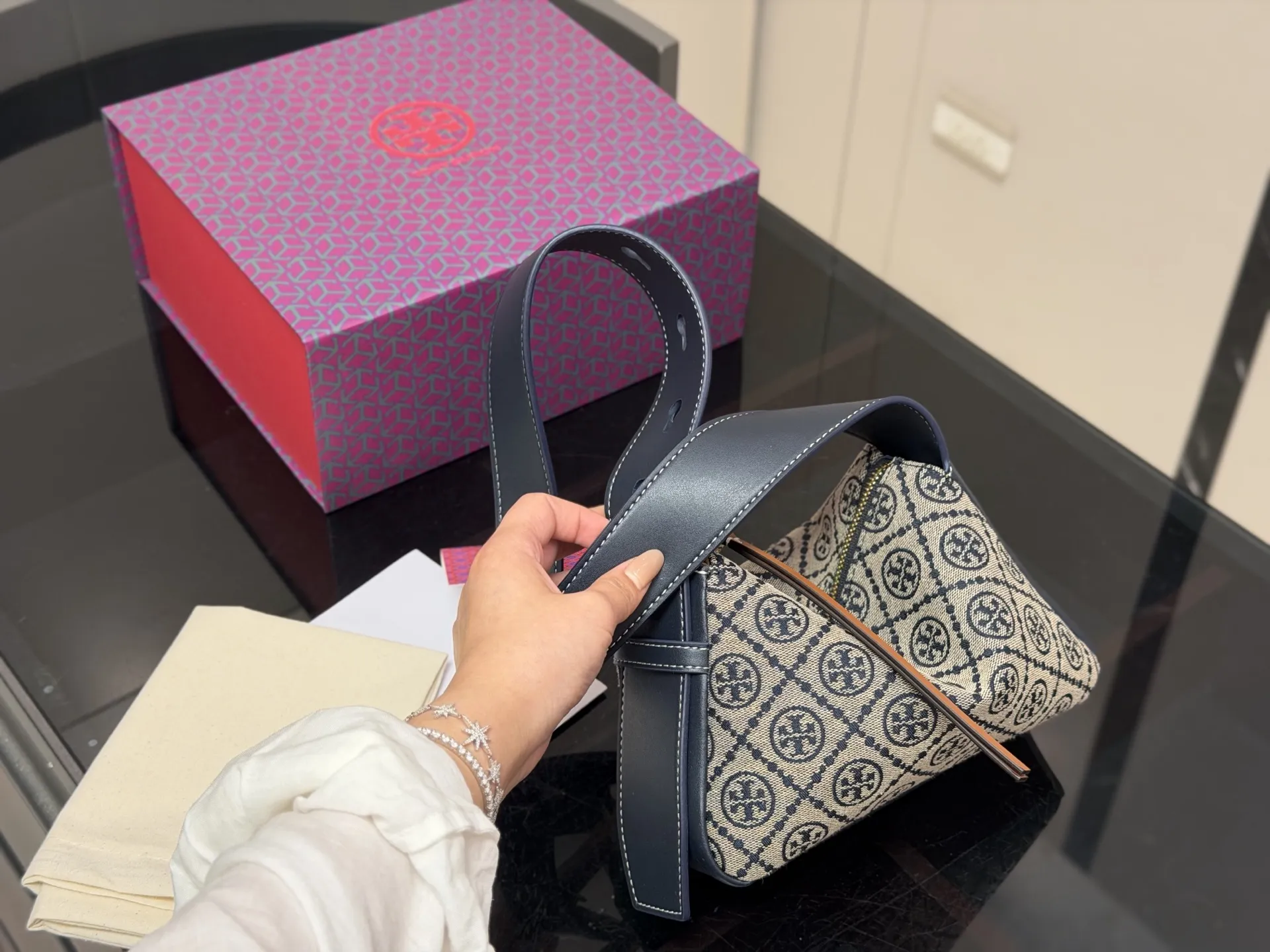 Monogram Canvas Shoulder Bag D30018288 — view 5