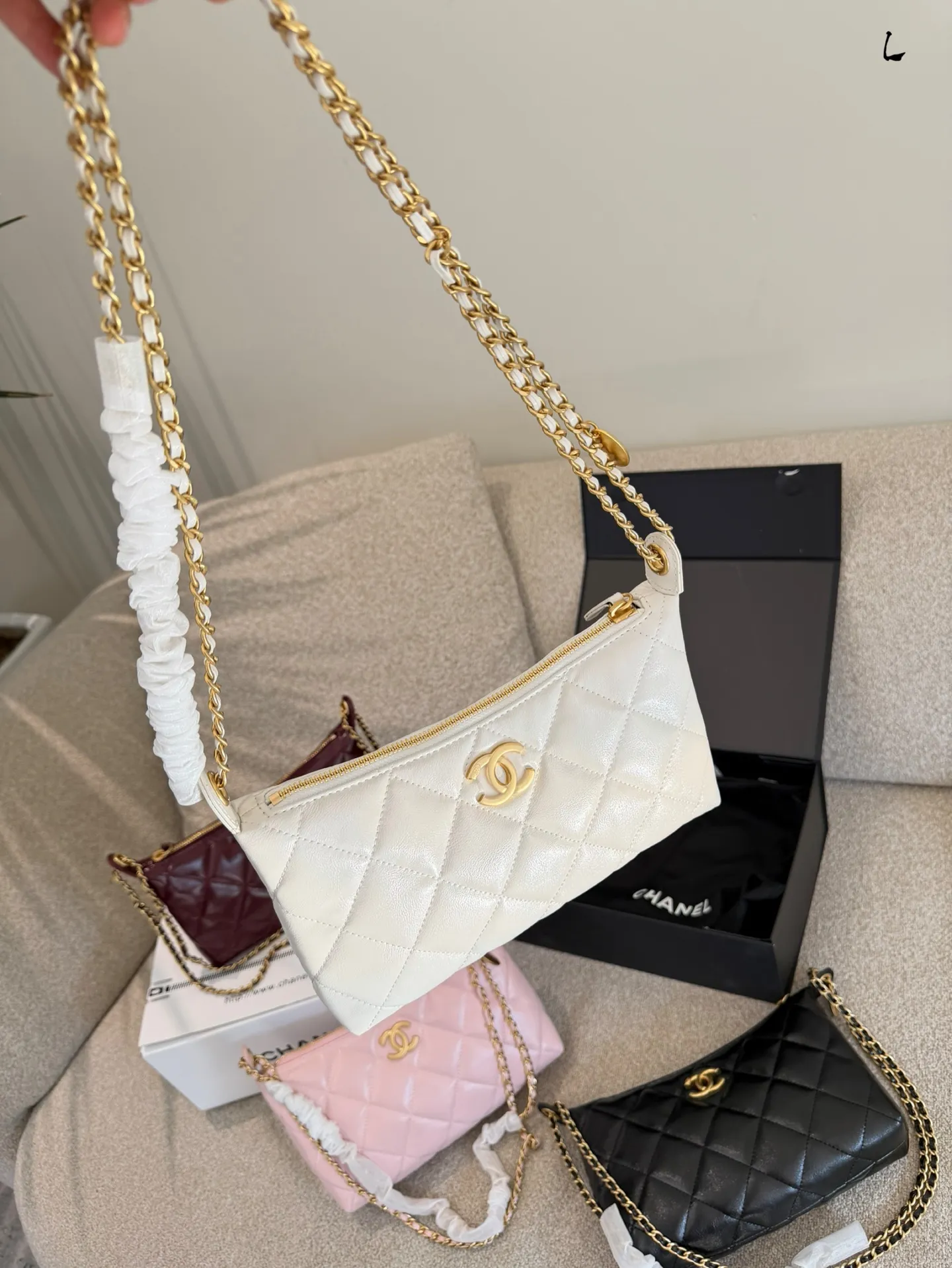 Quilted Lambskin Hobo Bag D30018020 — view 3