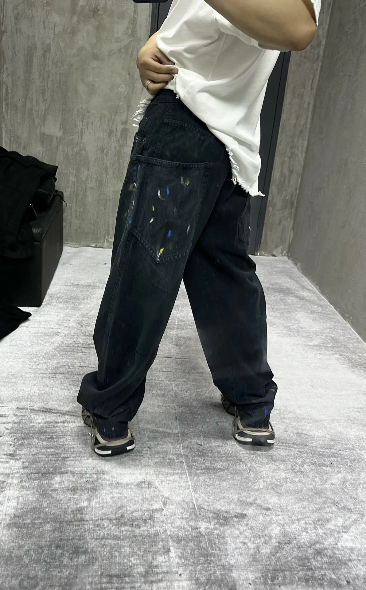 Paint-Splatter Twill Curved-Leg Trousers D20520552 — view 9