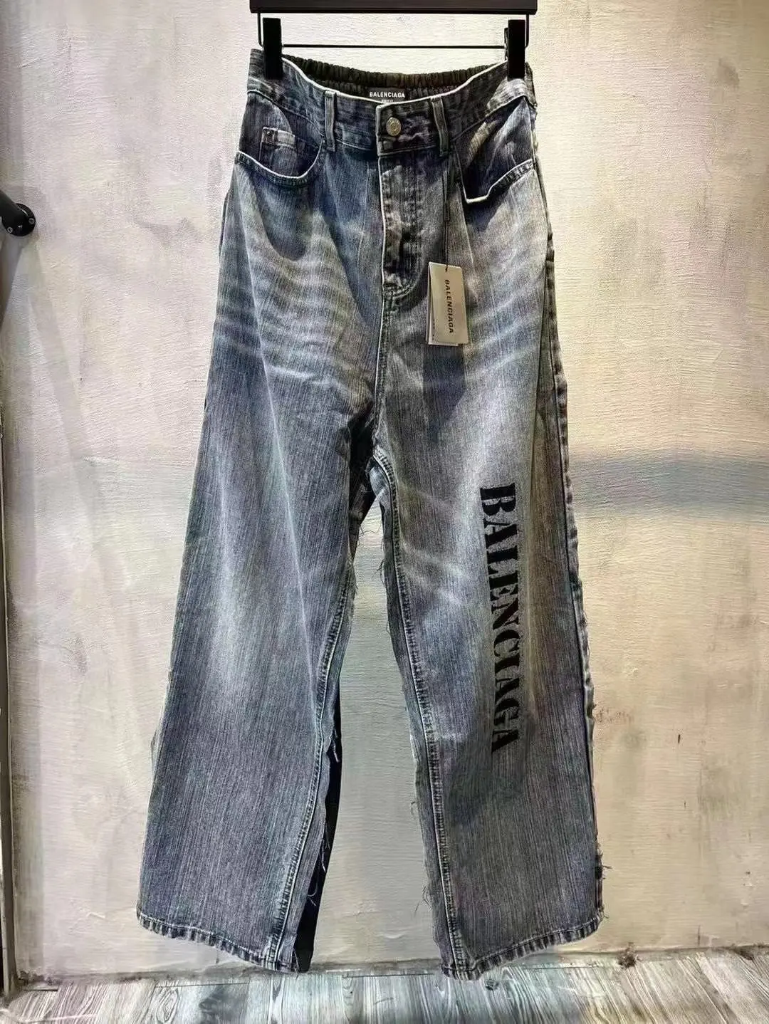 Hybrid Denim and Jersey Wide-Leg Jeans D23020549