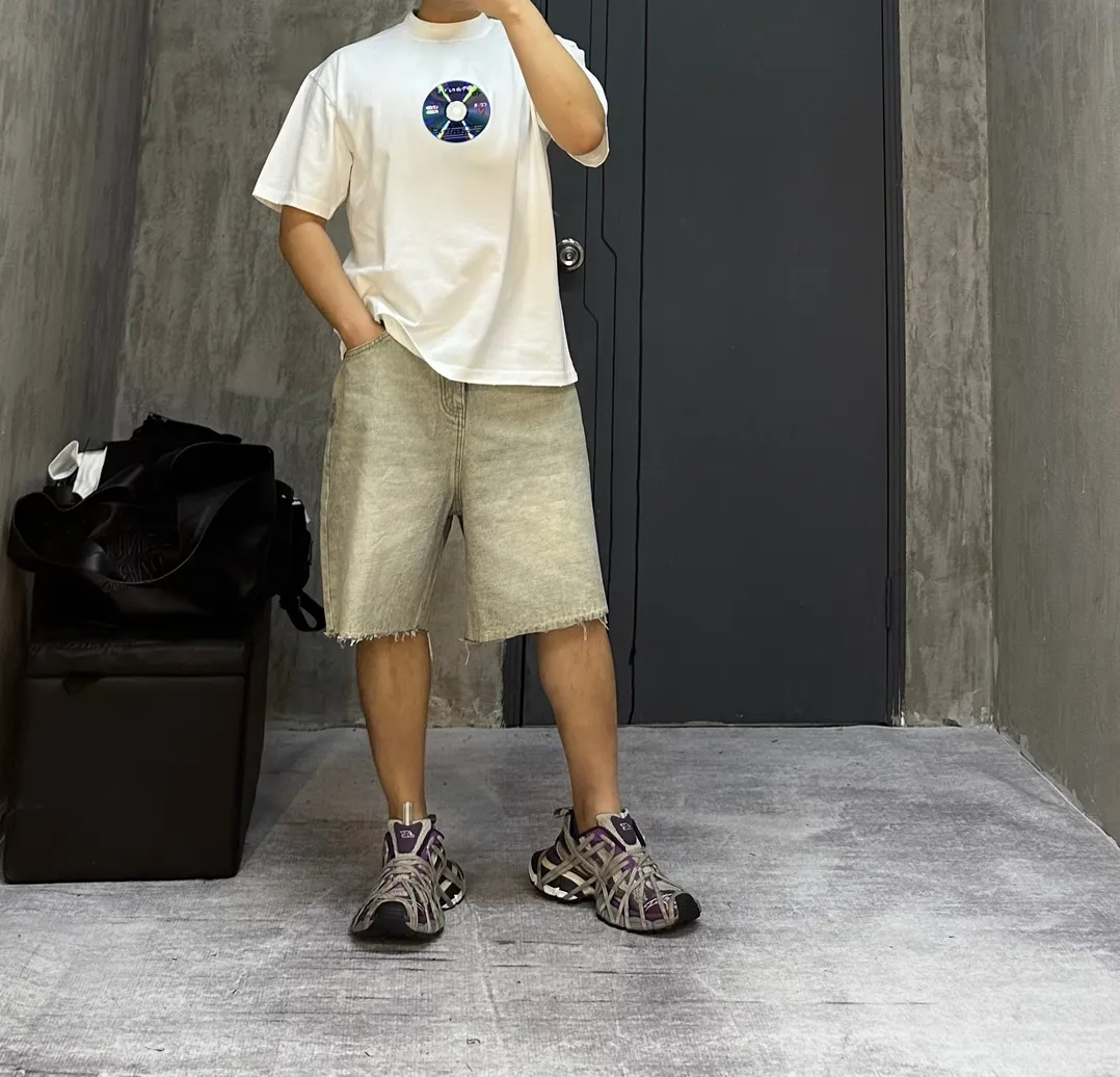 Baggy Inside-Out Washed Denim Shorts D21018634 — view 8