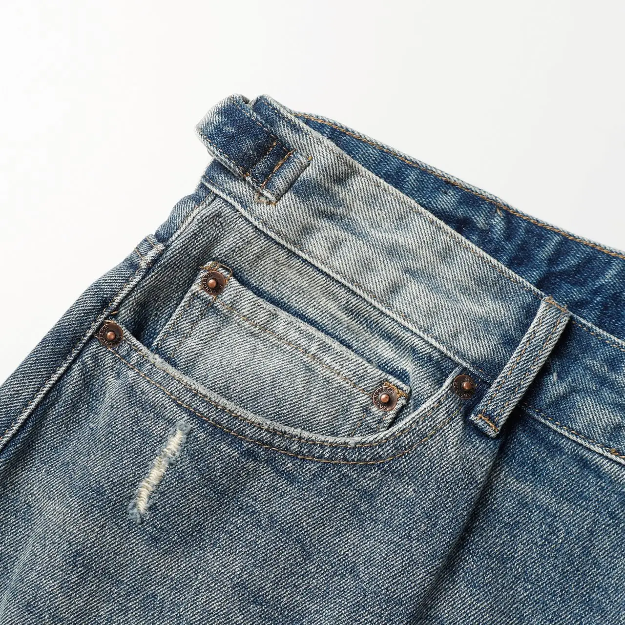 Distressed Wide-Leg Denim Shorts D21518632 — view 11