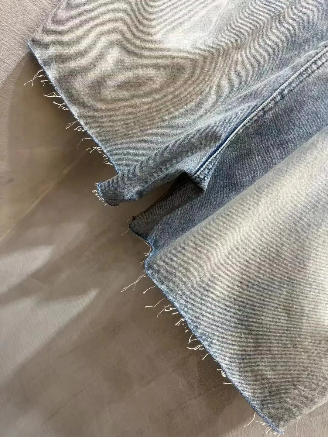Baggy Washed Denim Shorts D21518631 — view 20