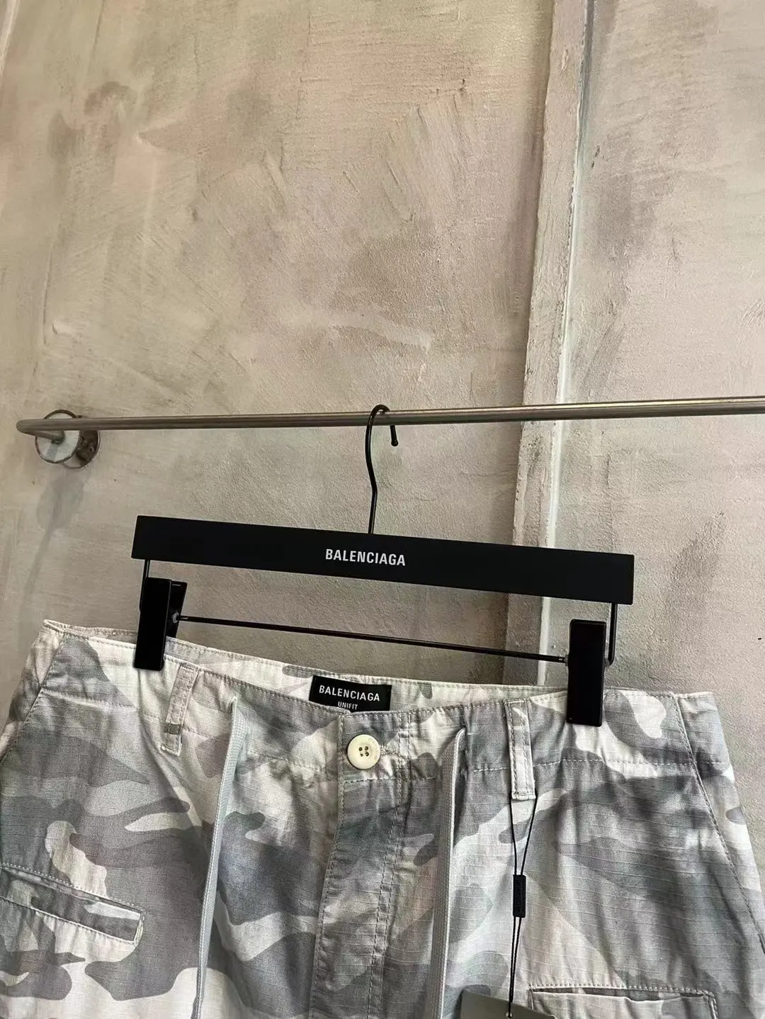 Balenciaga Hand-Painted Camouflage Cargo Trousers D23520547 — view 19