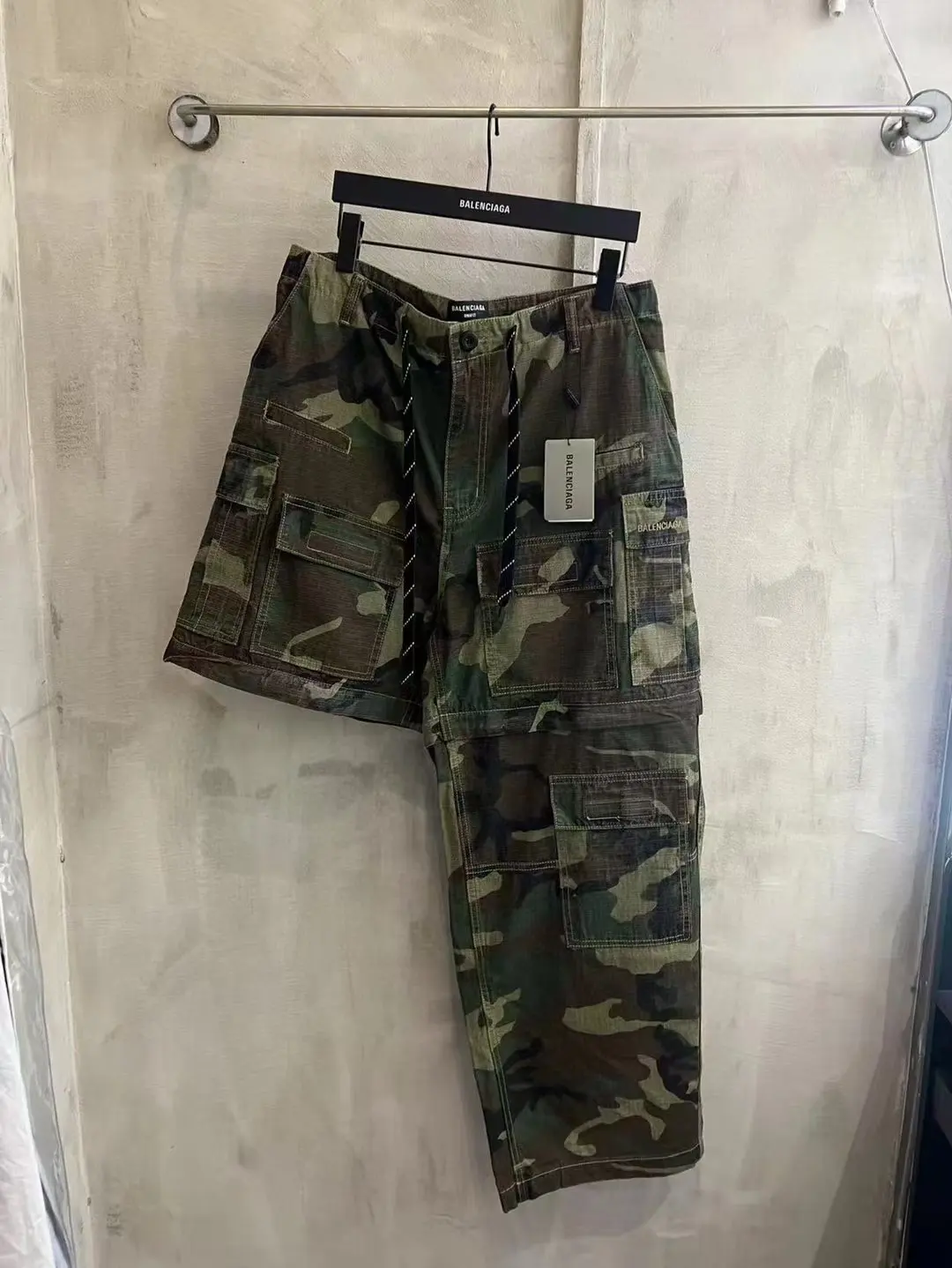Balenciaga Hand-Painted Camouflage Cargo Trousers D23520547 — view 32