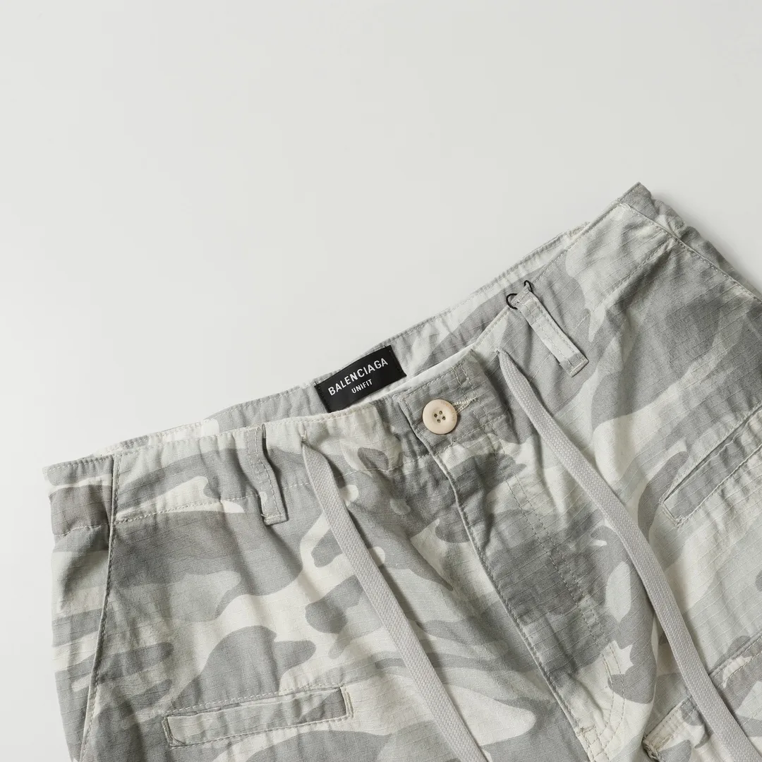 Balenciaga Hand-Painted Camouflage Cargo Trousers D23520547 — view 39