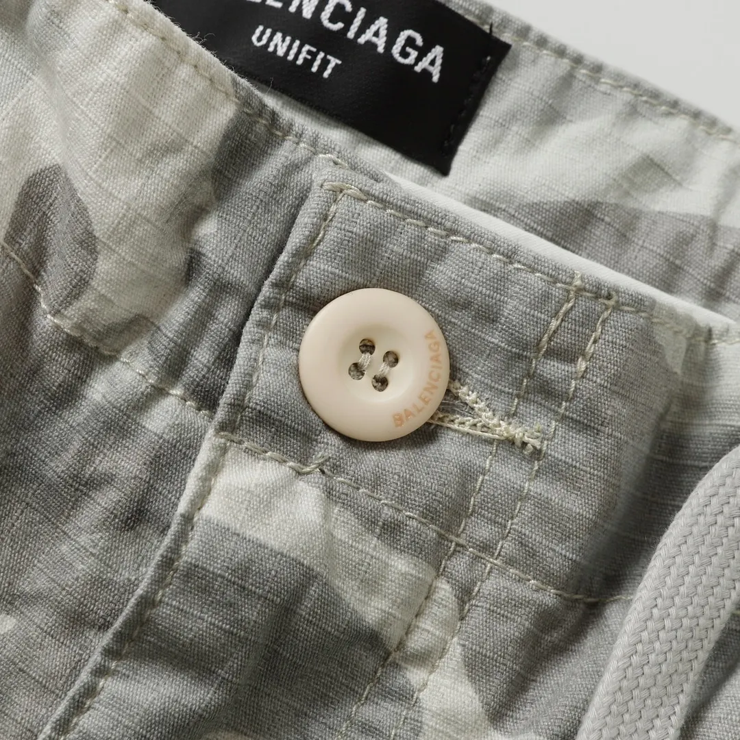 Balenciaga Hand-Painted Camouflage Cargo Trousers D23520547 — view 41