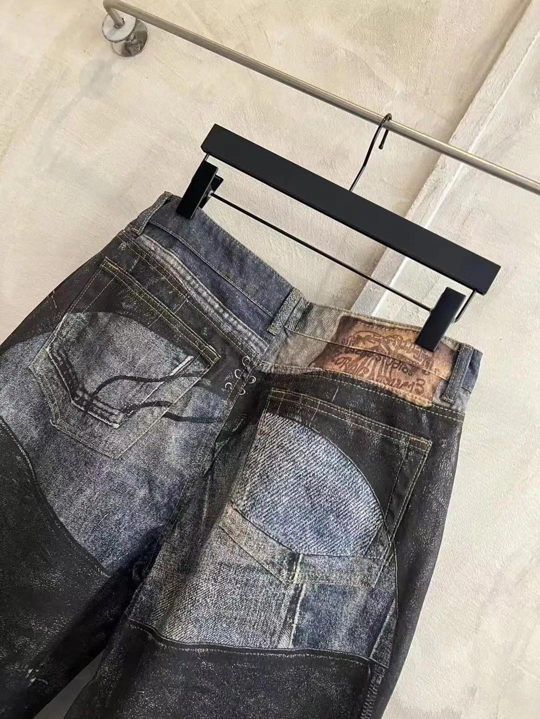 3D Digital Print Wide-Leg Jeans D25018629 — view 22