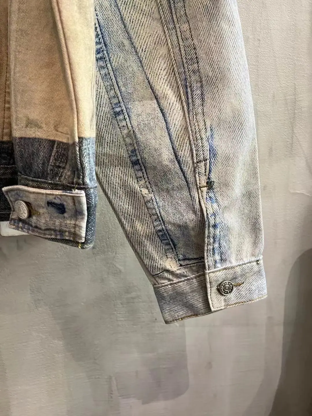 3D Trompe L'oeil Print Denim Jacket D26018625 — view 17