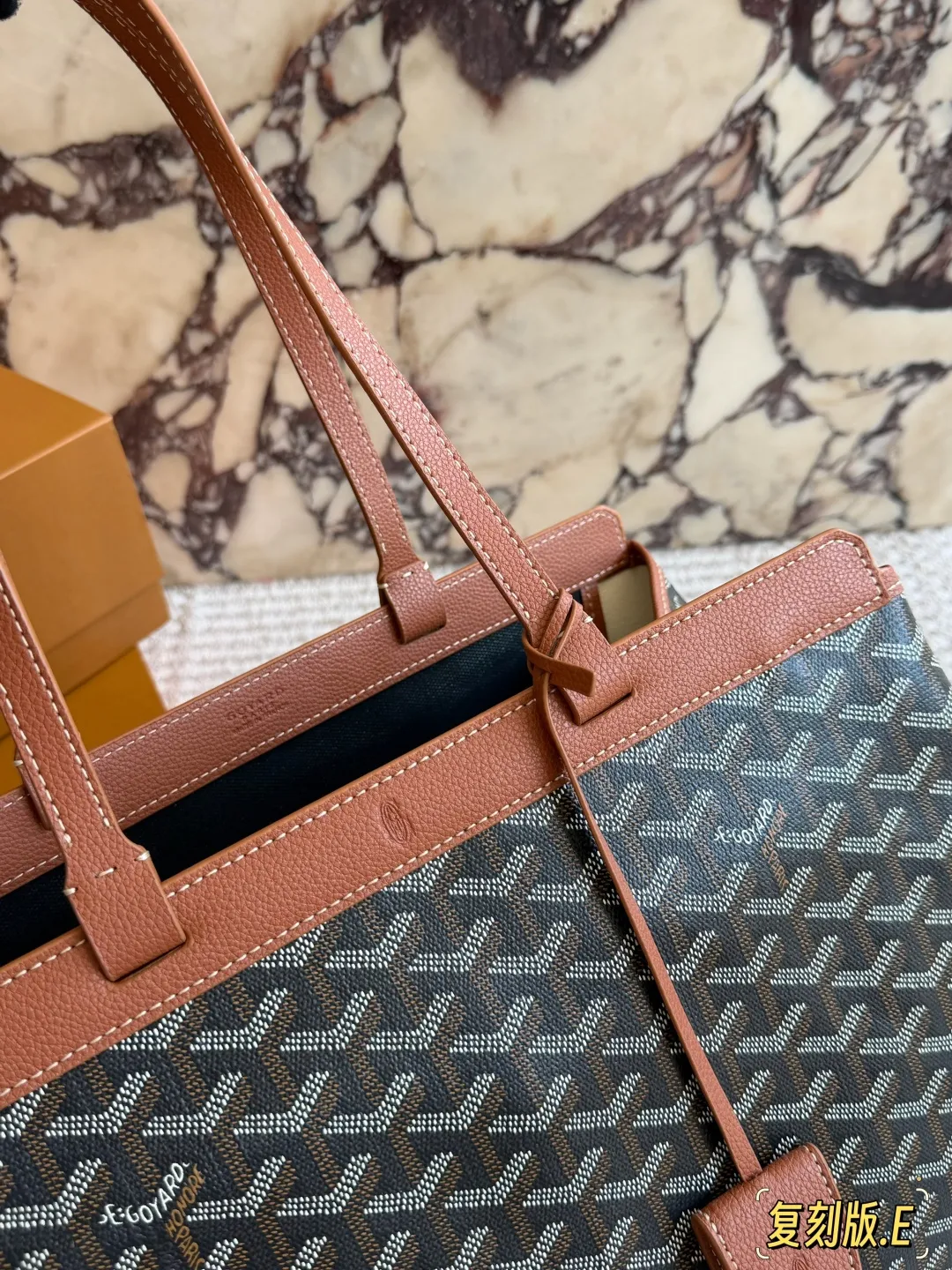 Bellechasse Biaude Monogram Tote Bag D31017909 — view 2