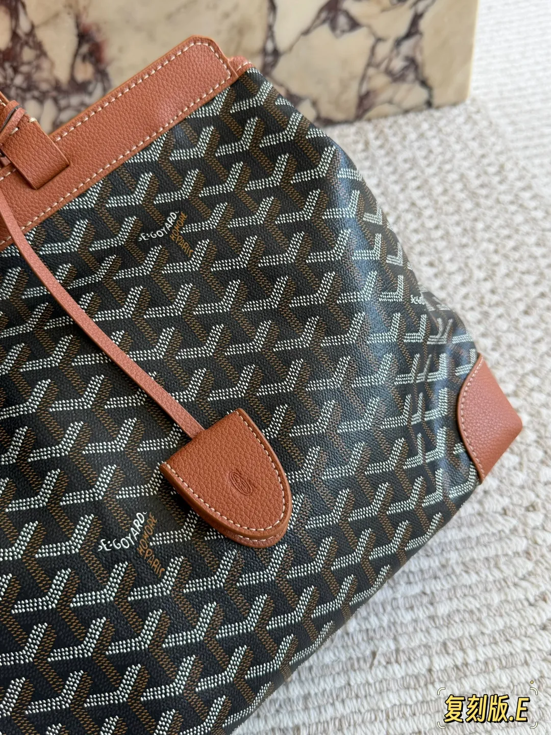Bellechasse Biaude Monogram Tote Bag D31017909 — view 3