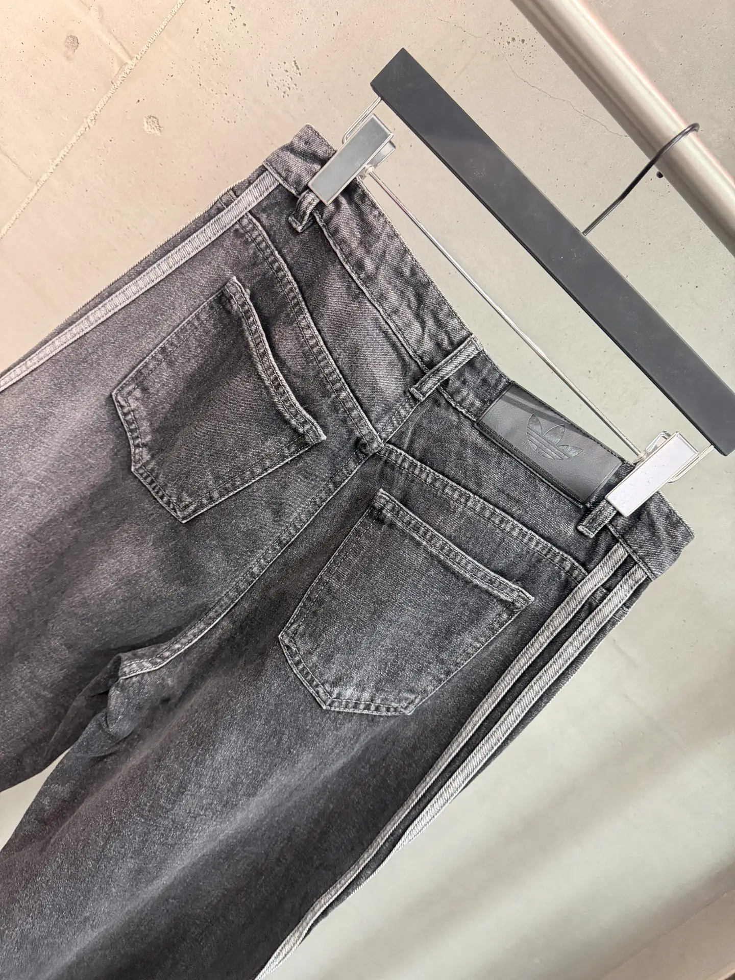 Washed Denim Three-Stripe Straight-Leg Jeans D19520545 — view 8