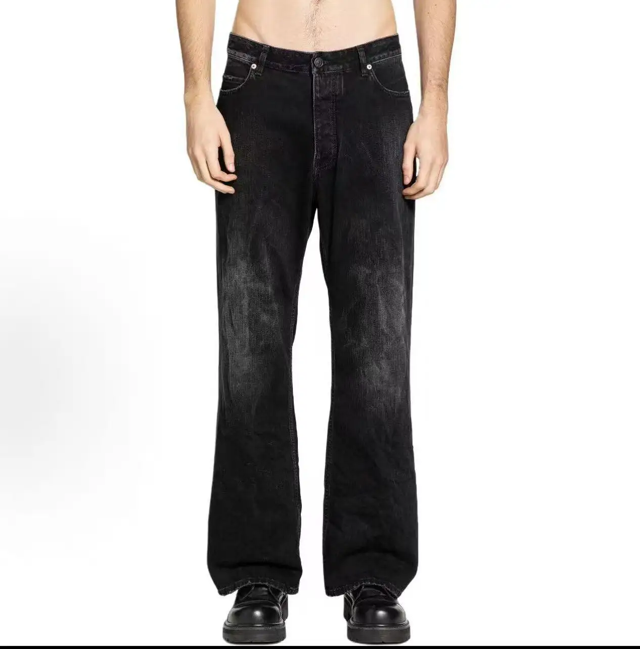 Distressed Wide-Leg Denim Jeans D21020570